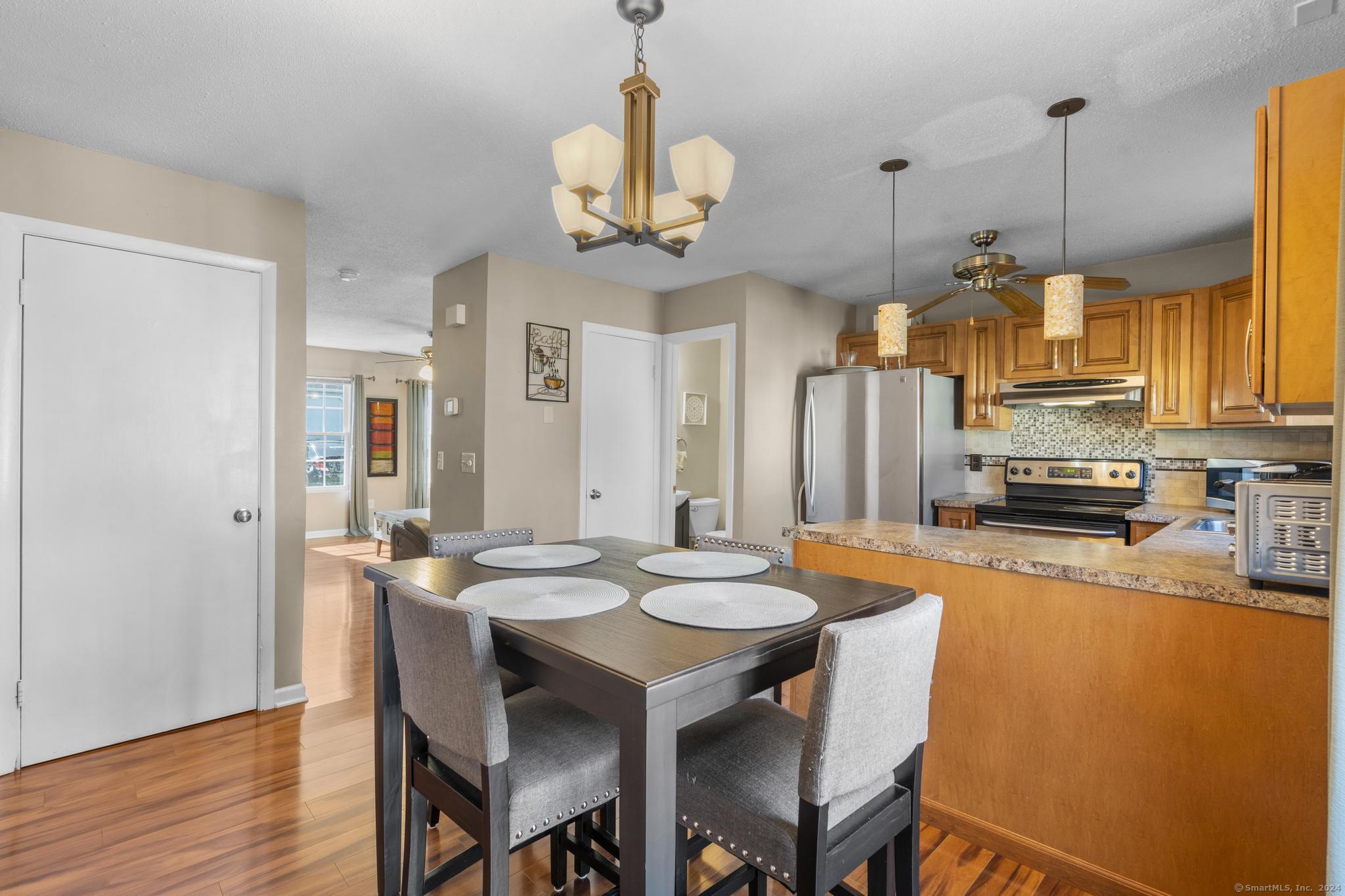 229 Branford Road 433