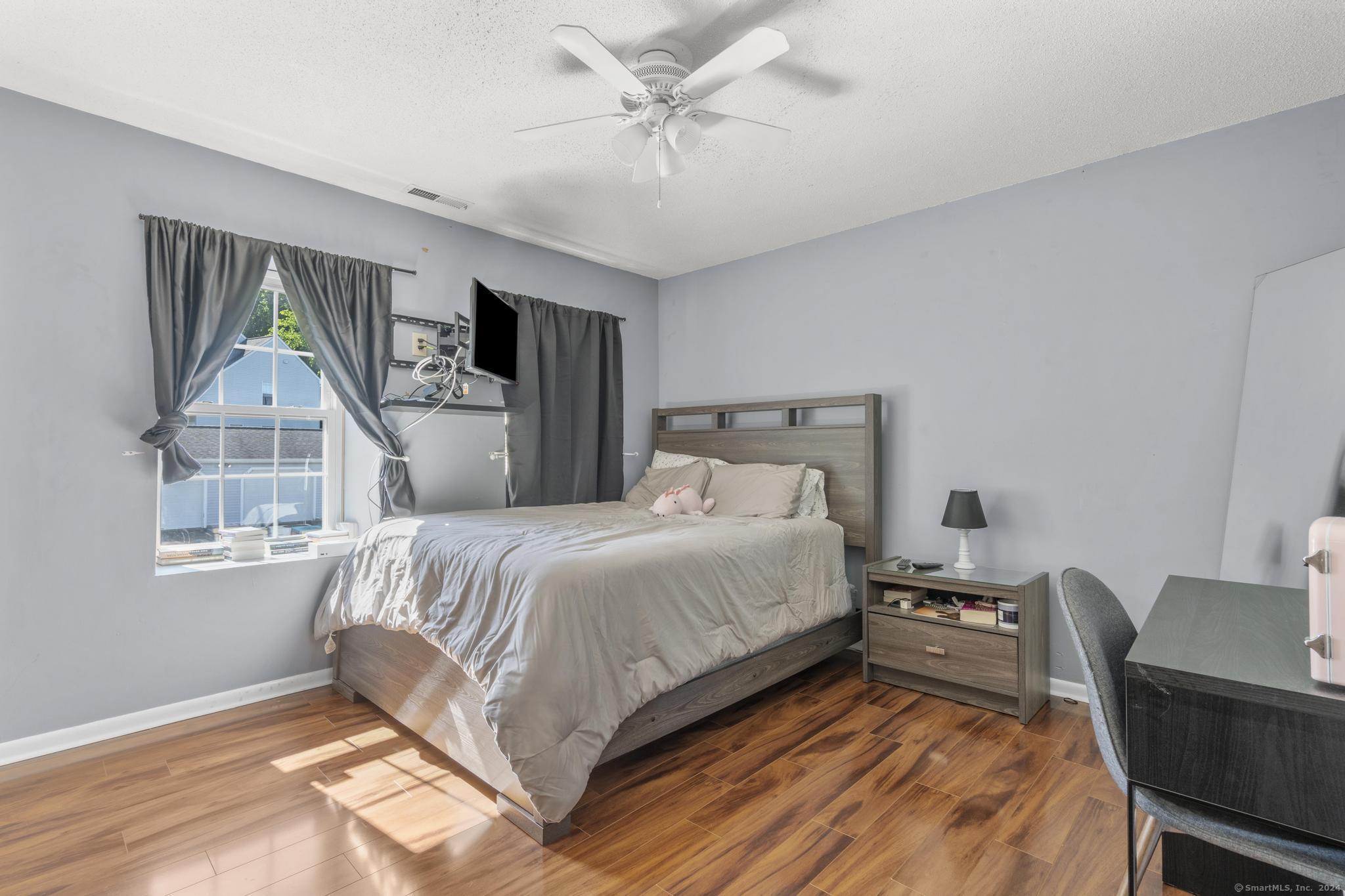 229 Branford Road 433
