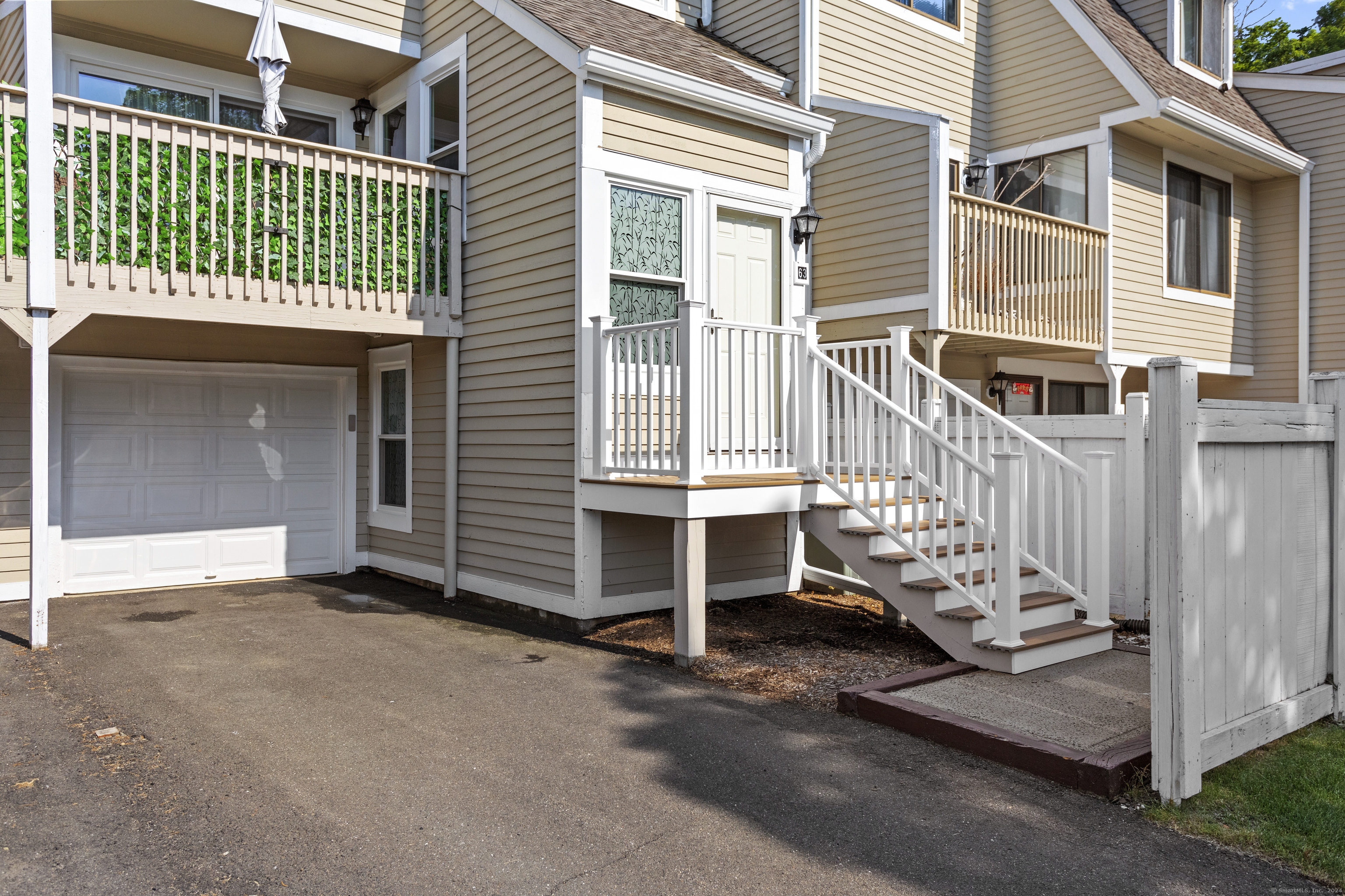 63 Peddlars Drive 63
