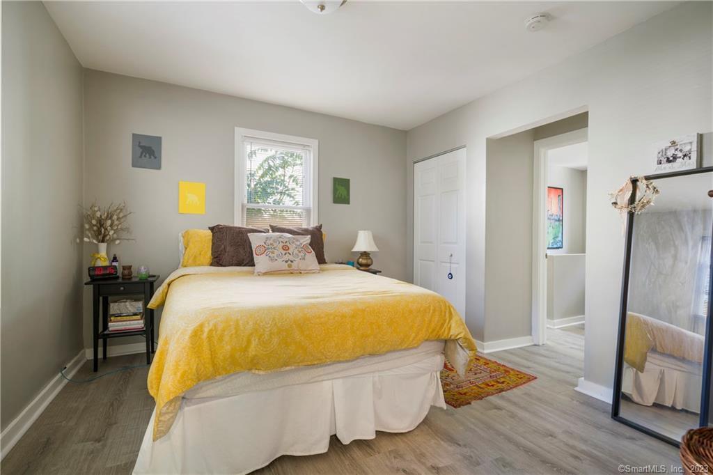 97 Ivy Street 1st floor