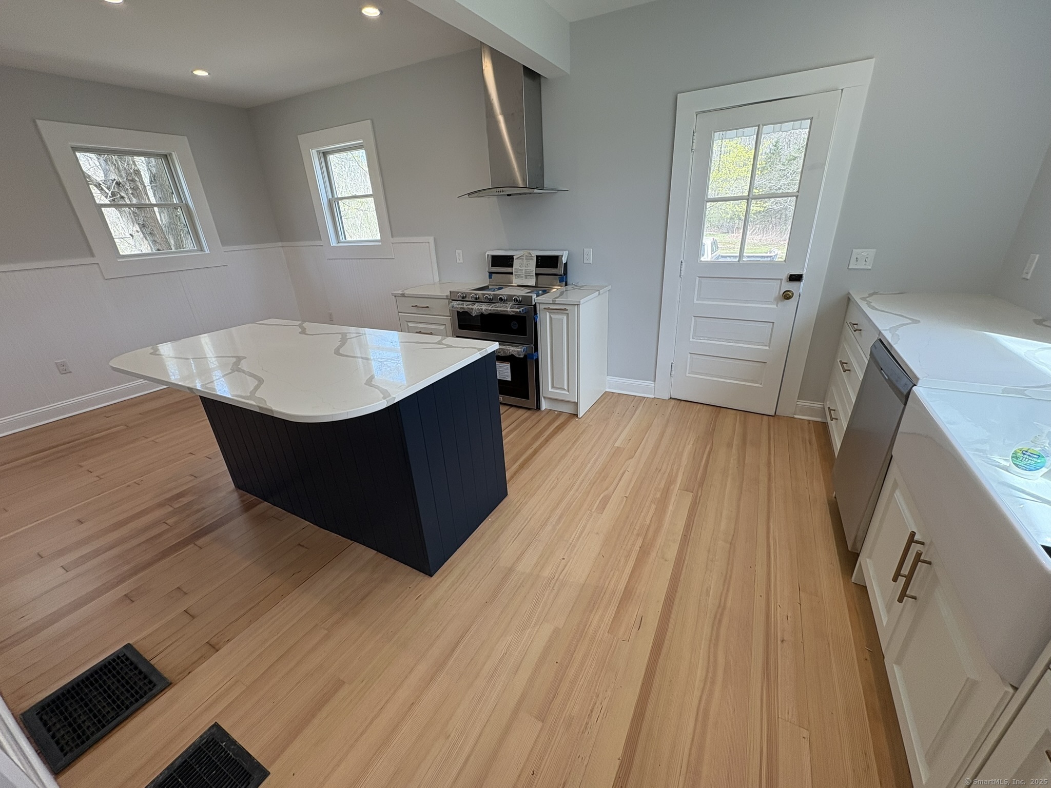 2839 Boston Post Road