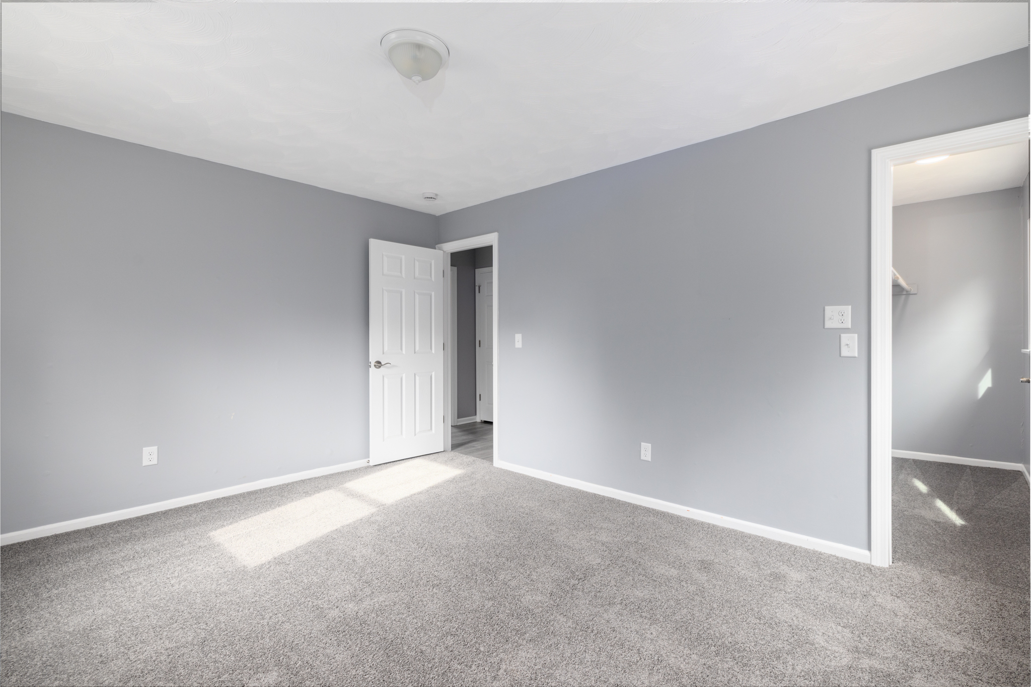 21 Longwood Drive