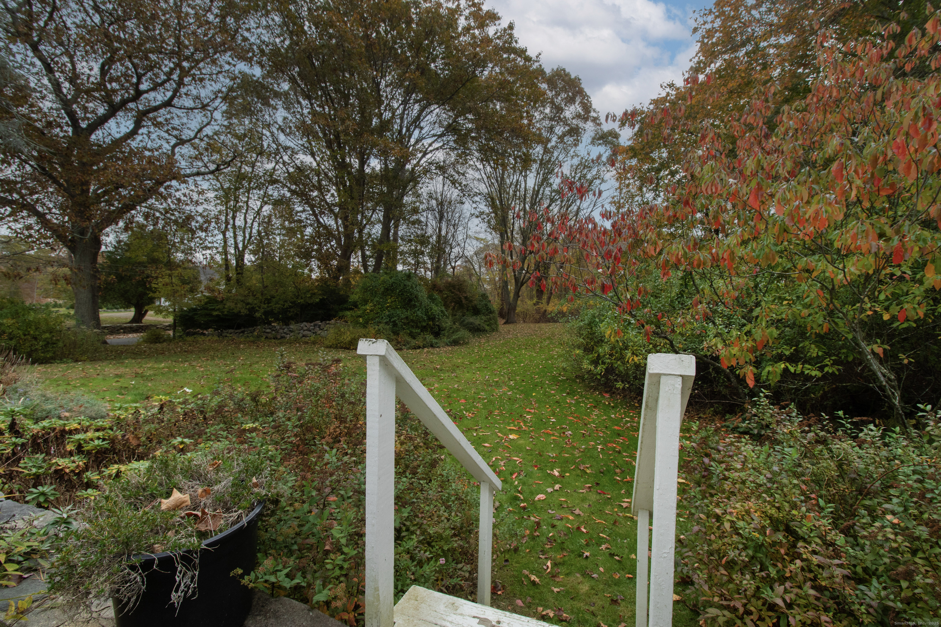 333 Clapboard Hill Road