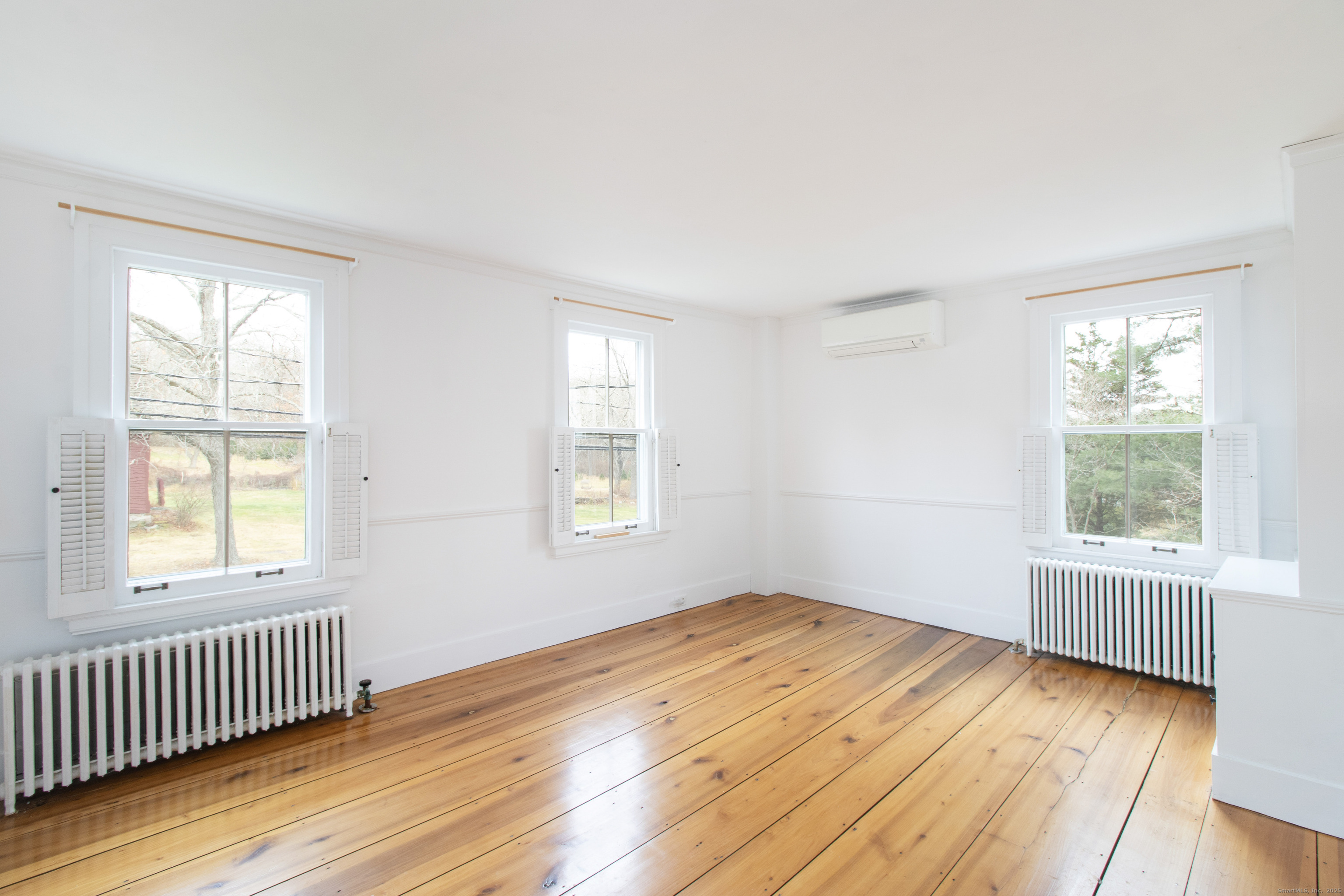 333 Clapboard Hill Road