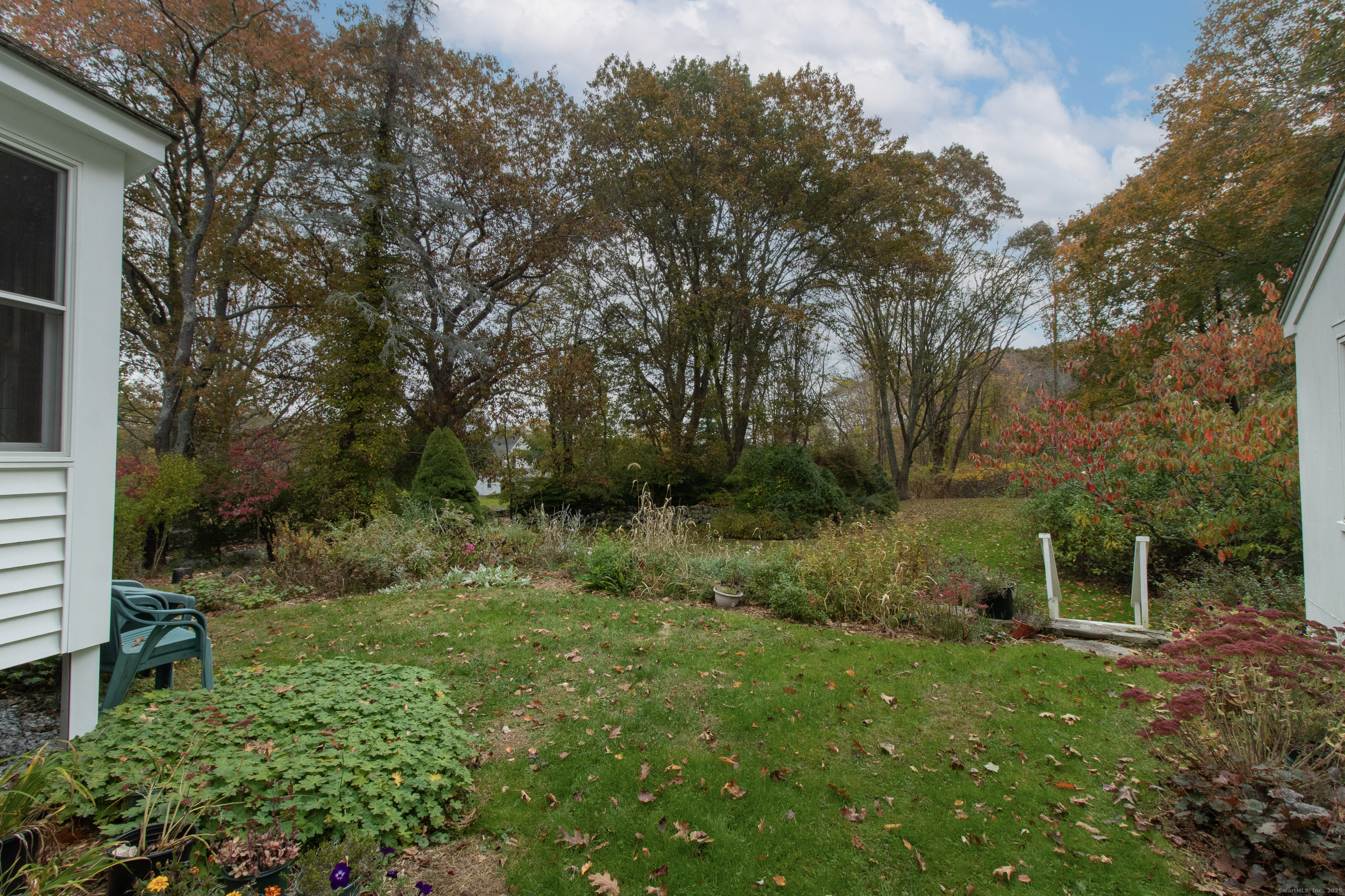 333 Clapboard Hill Road