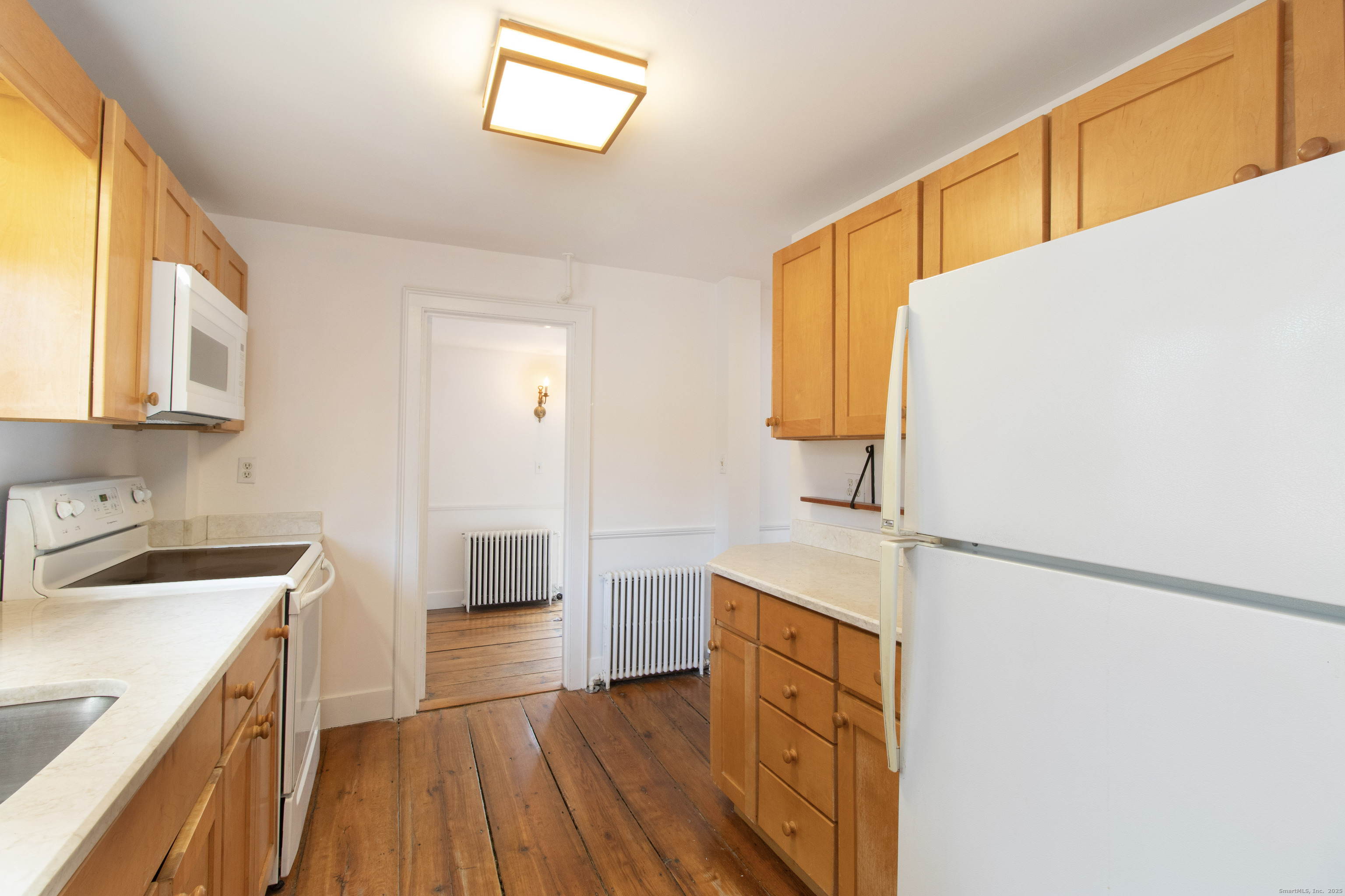 333 Clapboard Hill Road