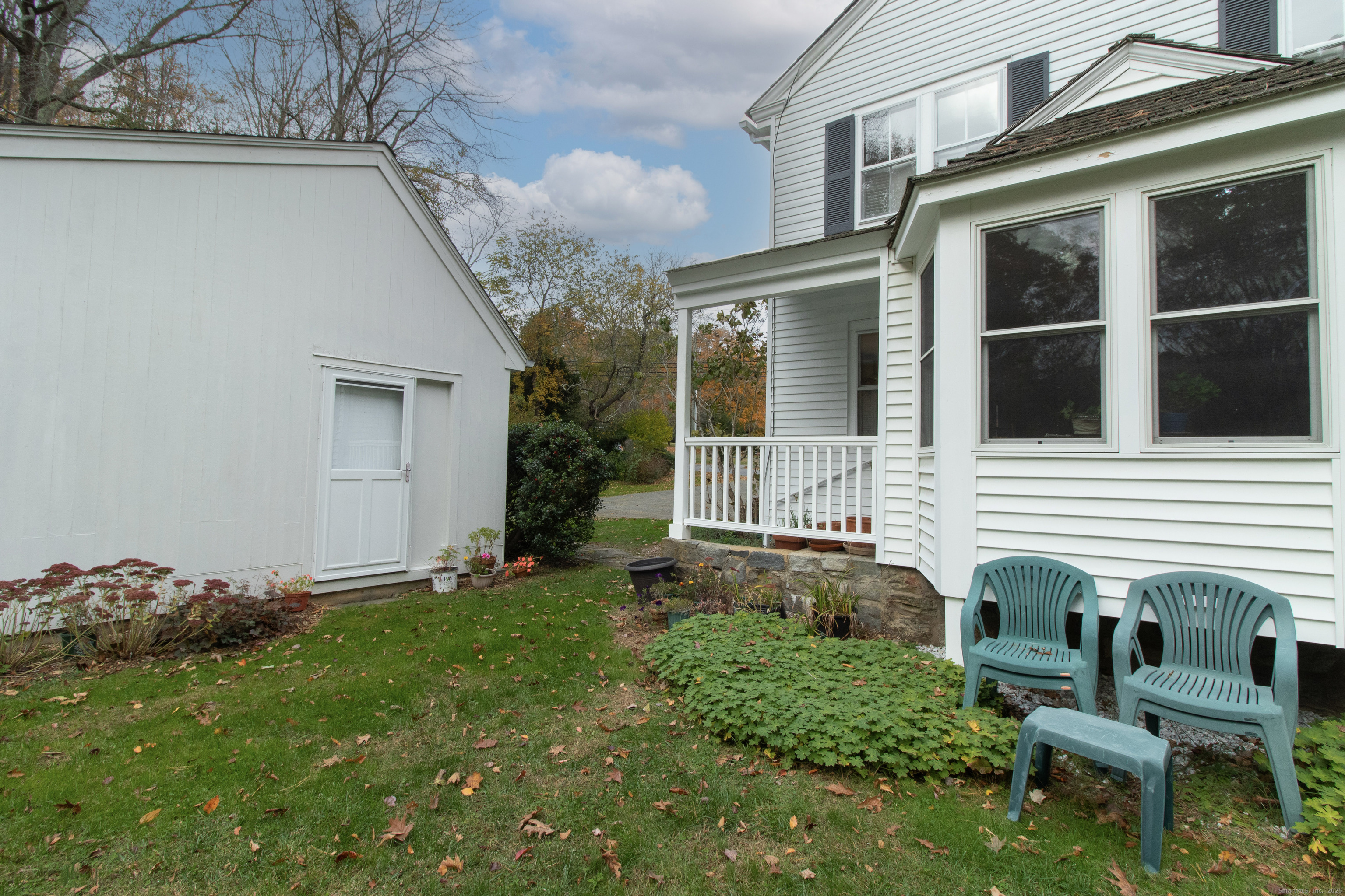 333 Clapboard Hill Road