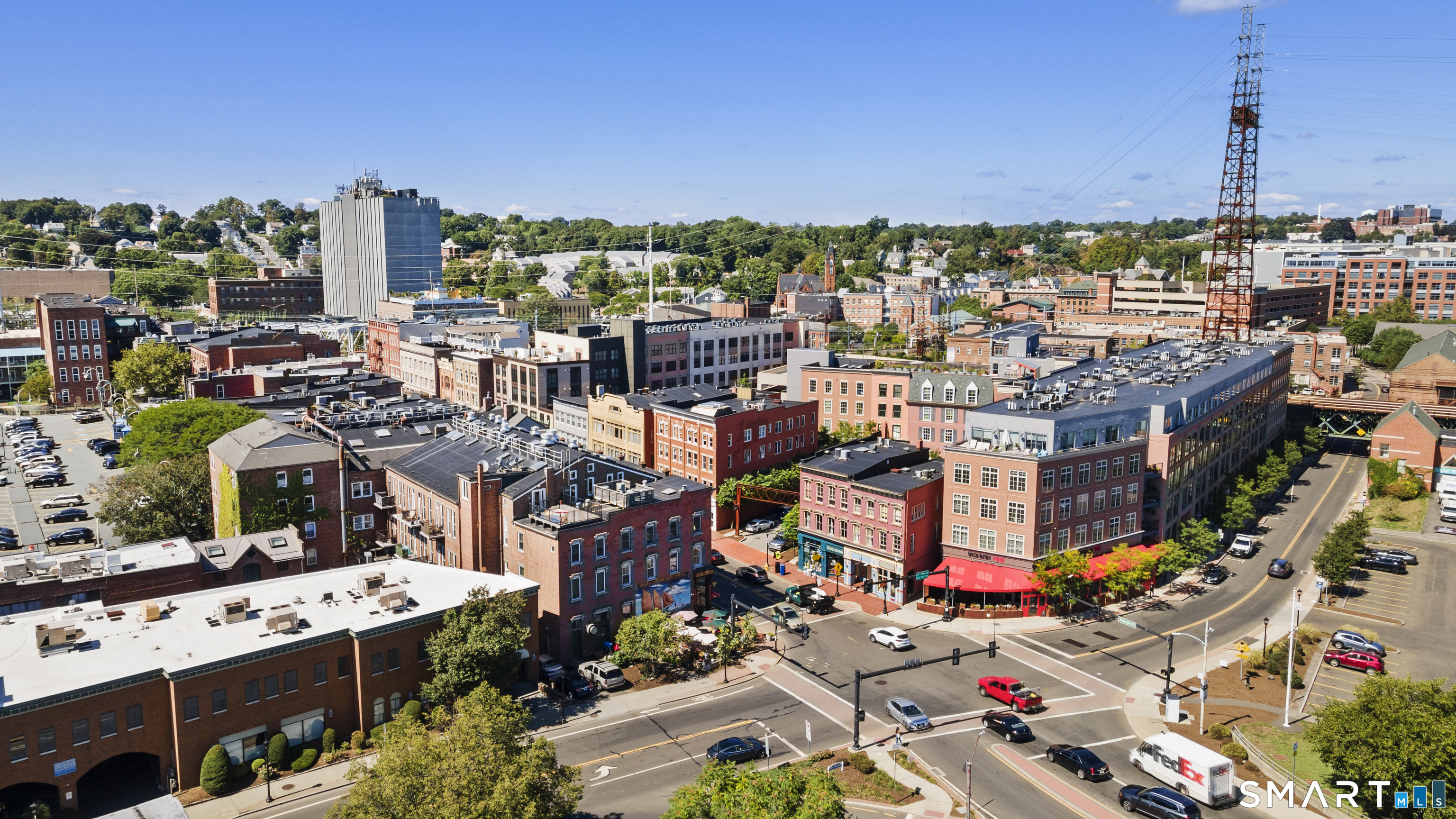 134 Washington Street APT 206