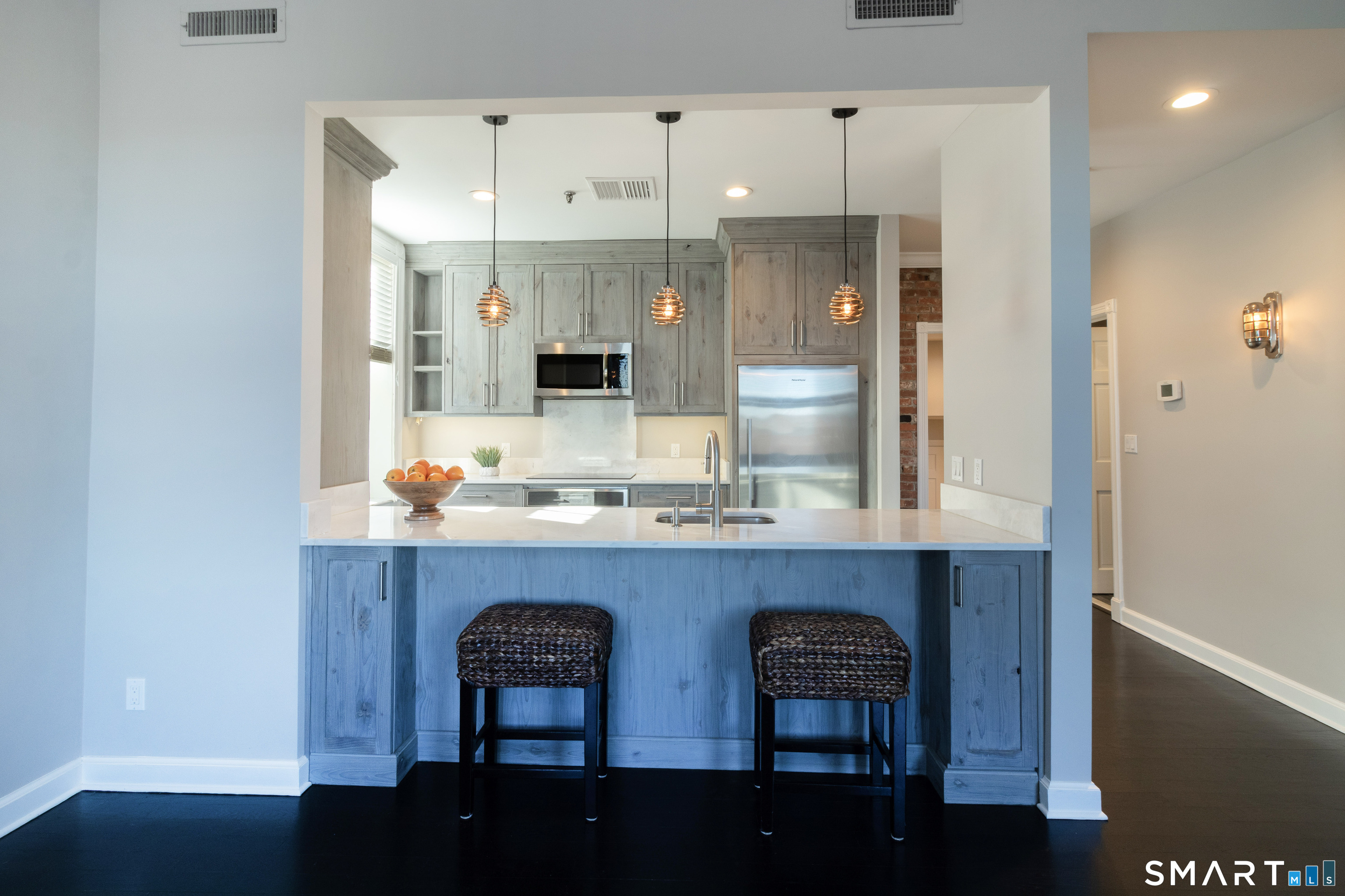 134 Washington Street APT 206