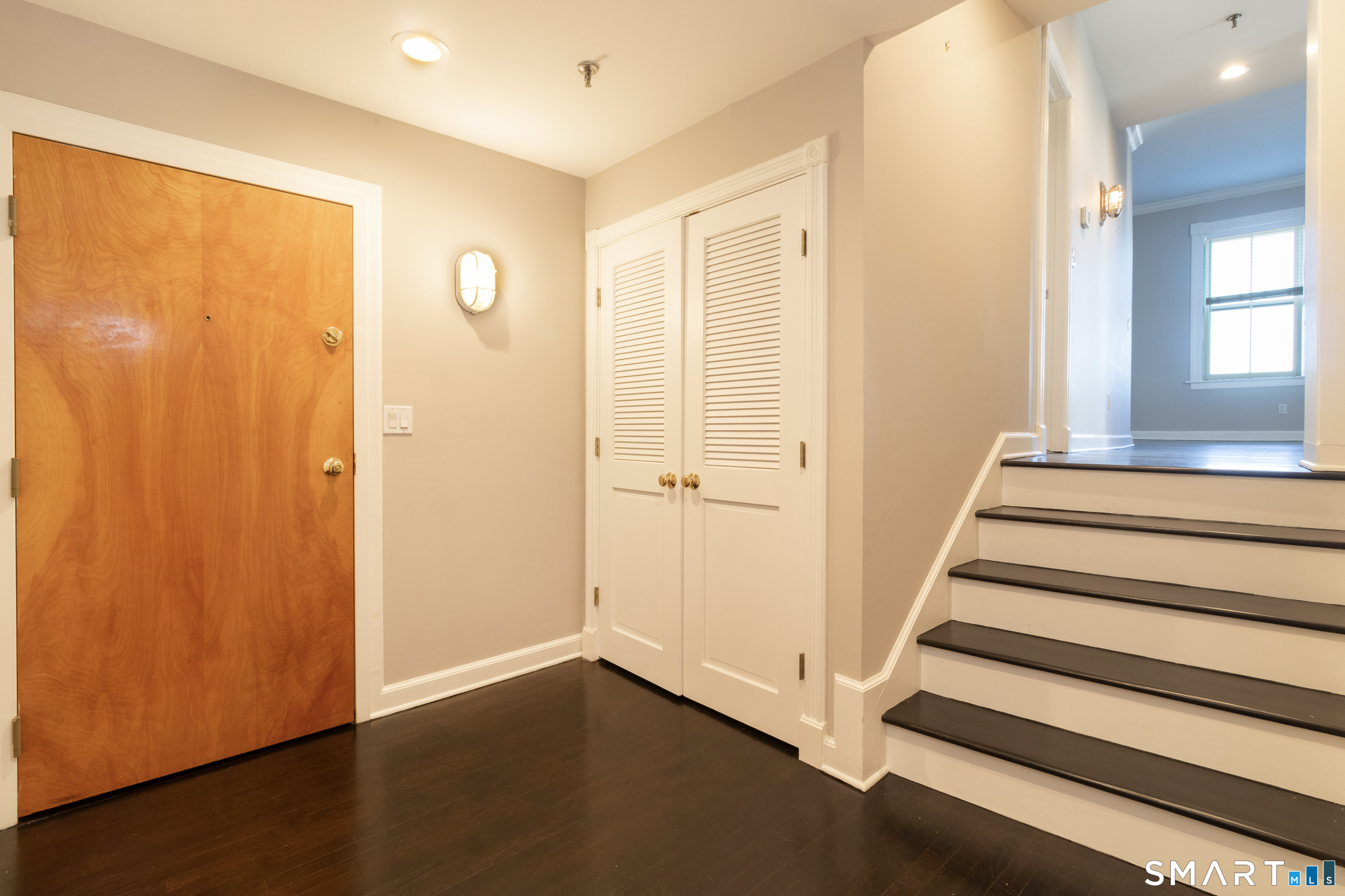 134 Washington Street APT 206