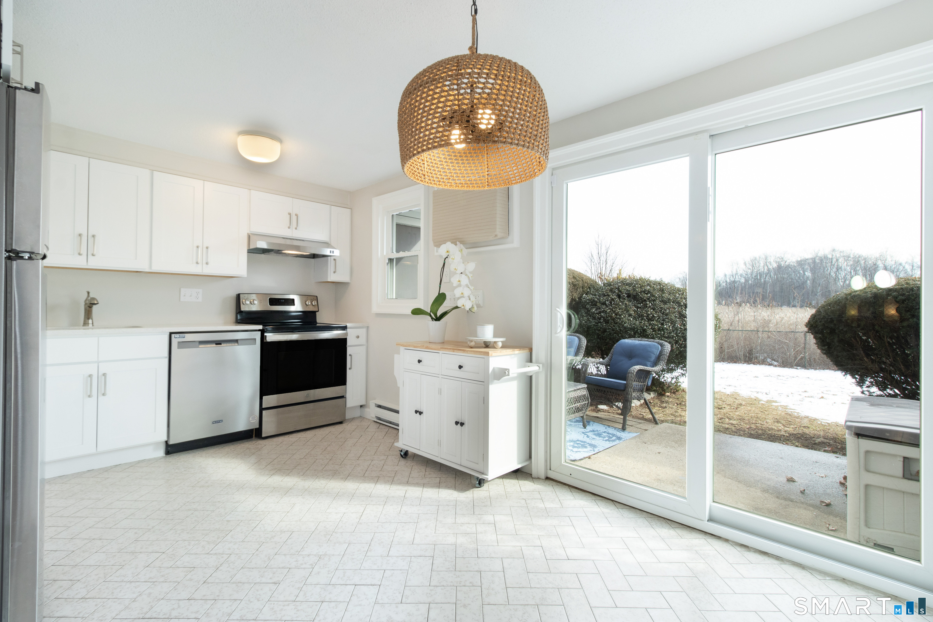 211 East Main Street E50