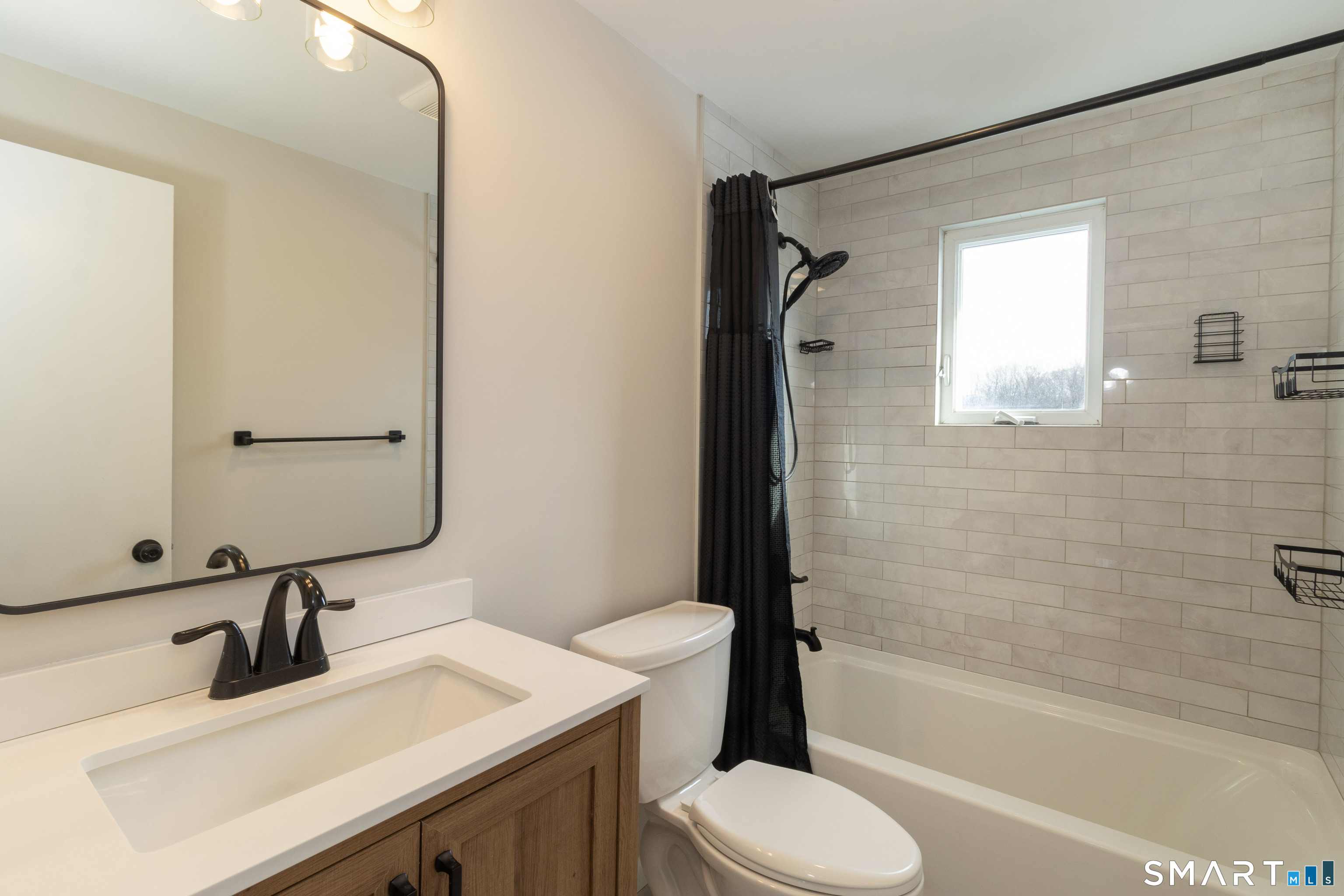 211 East Main Street E50