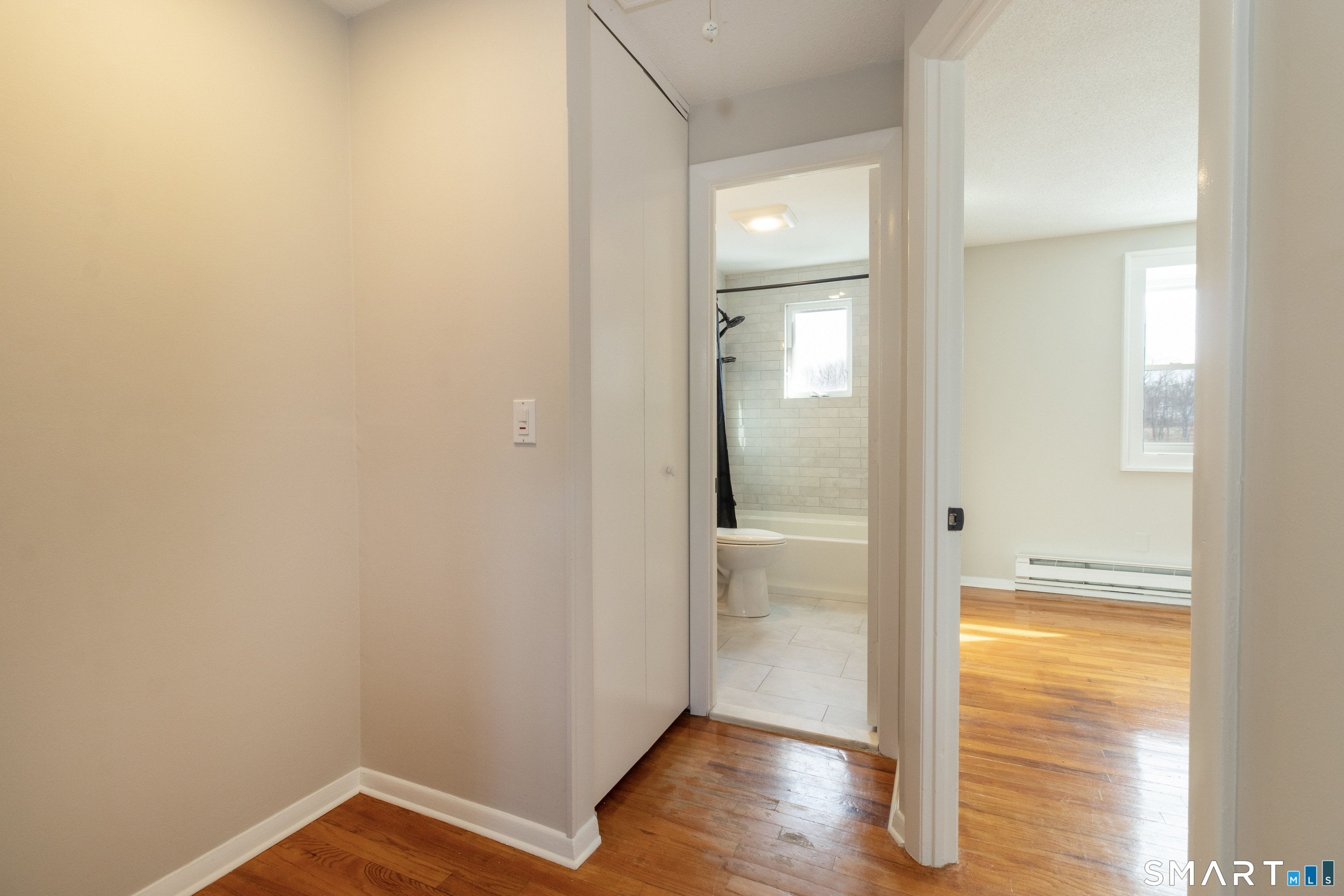 211 East Main Street E50