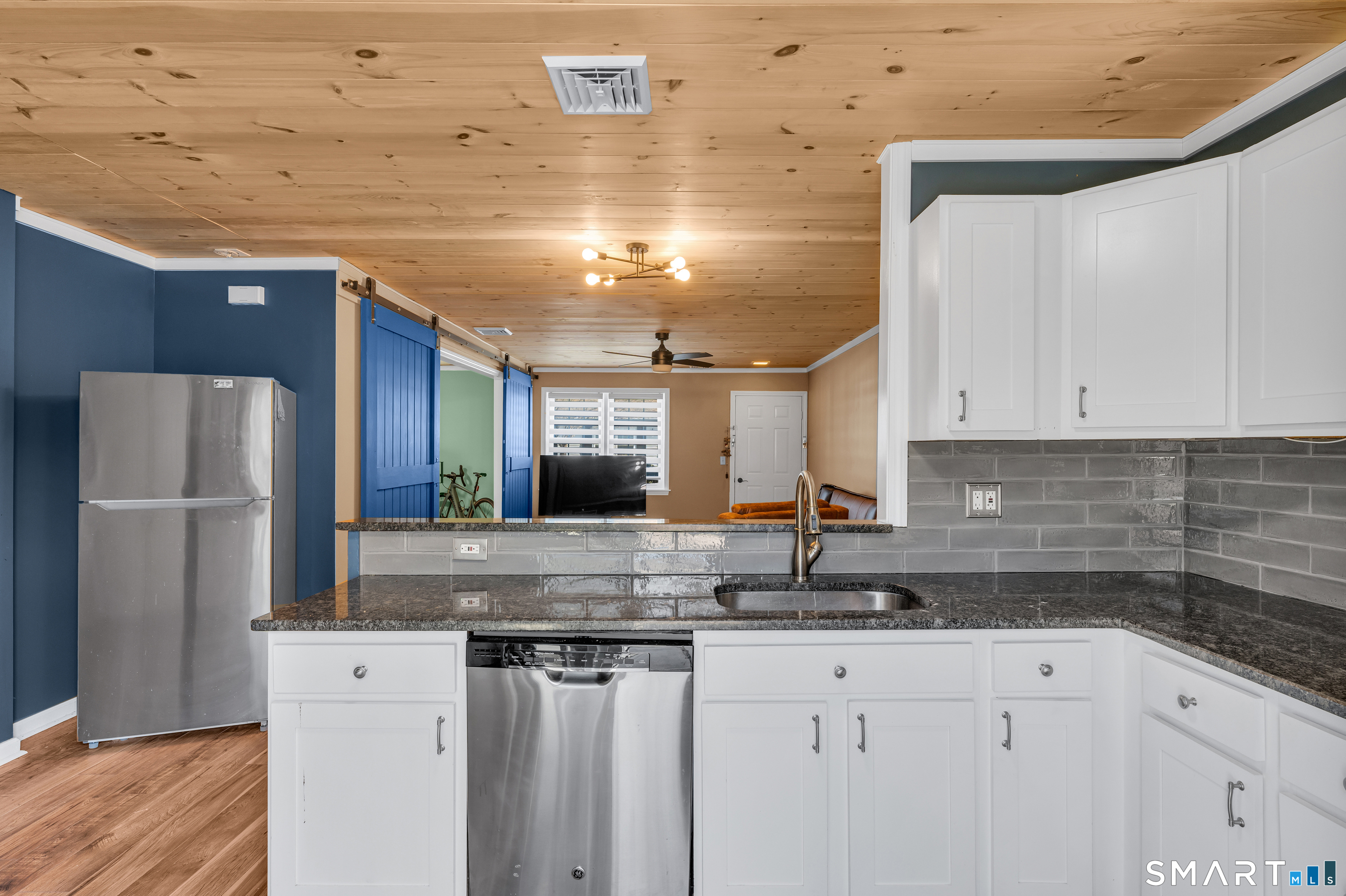 2 Plymouth Court 2