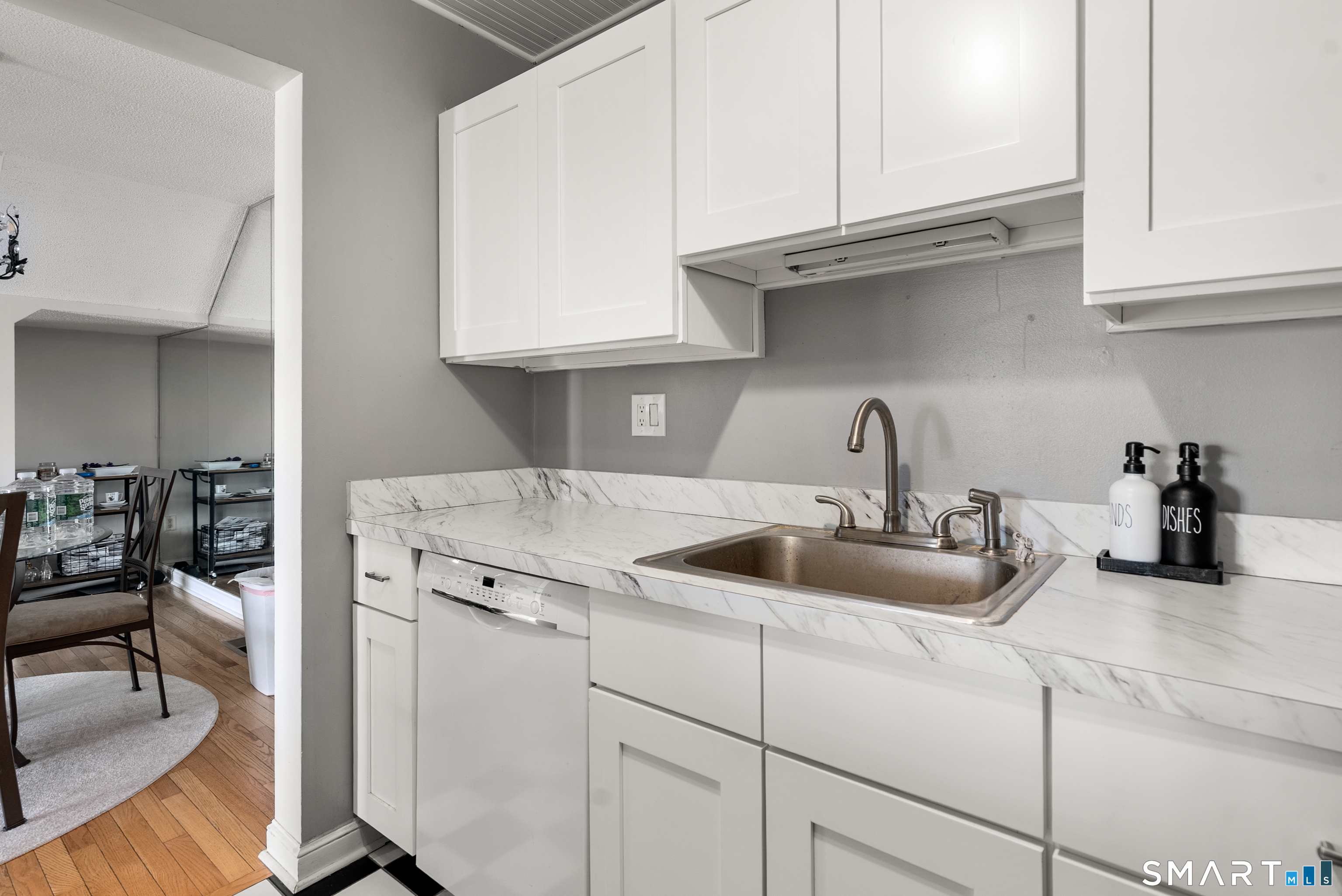 175 South End Road Unit: B10