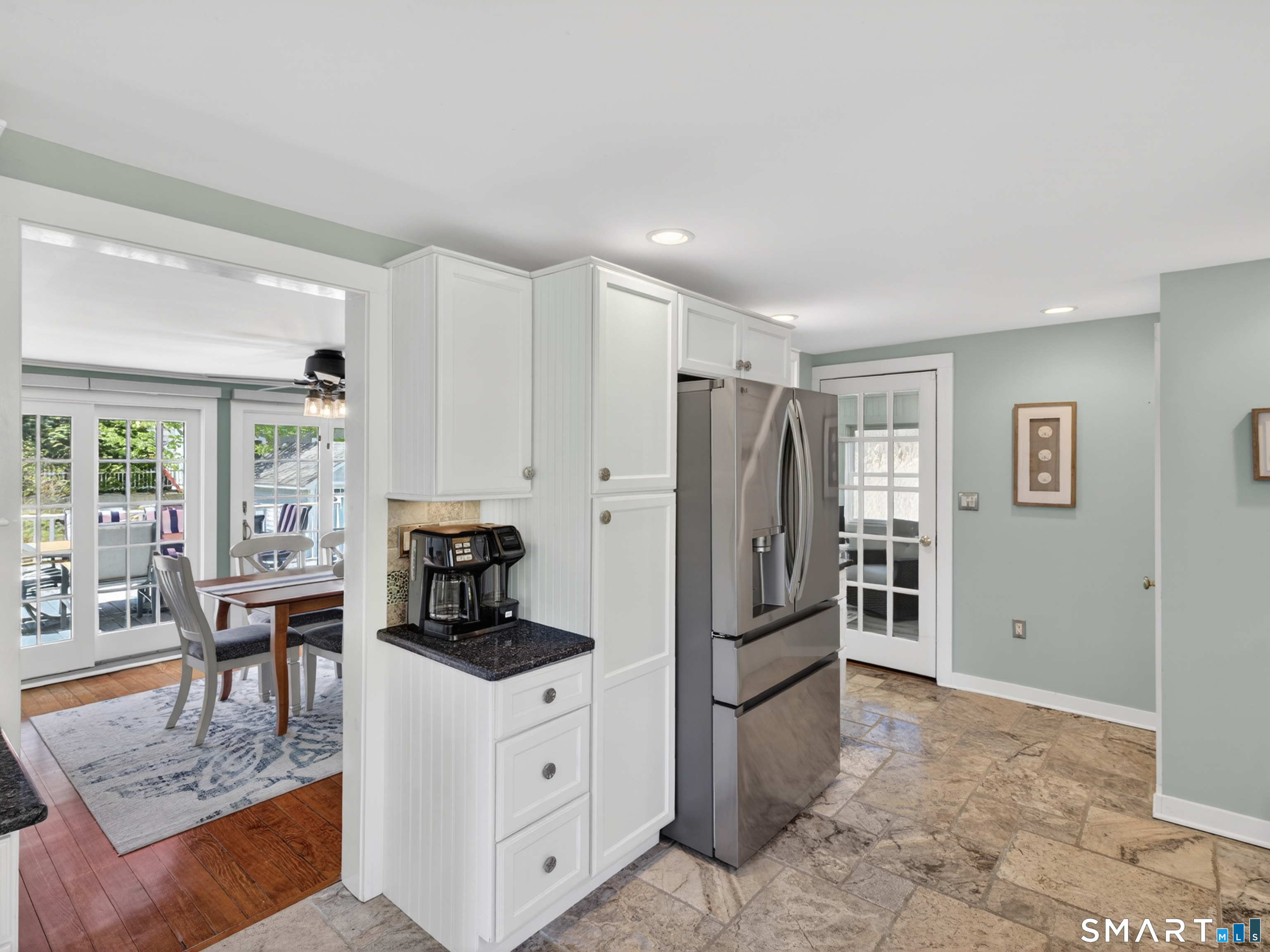 68 Groveway