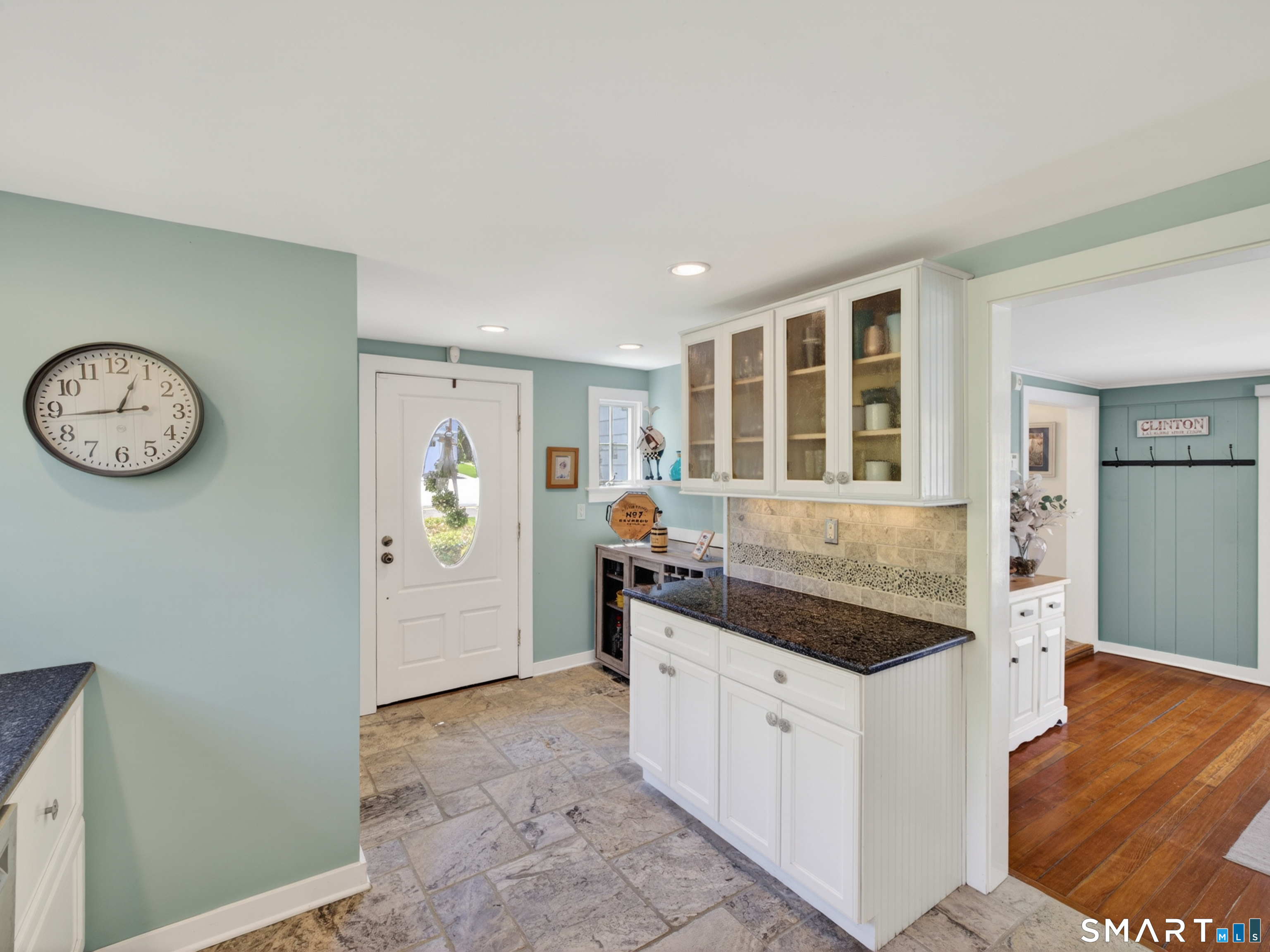 68 Groveway
