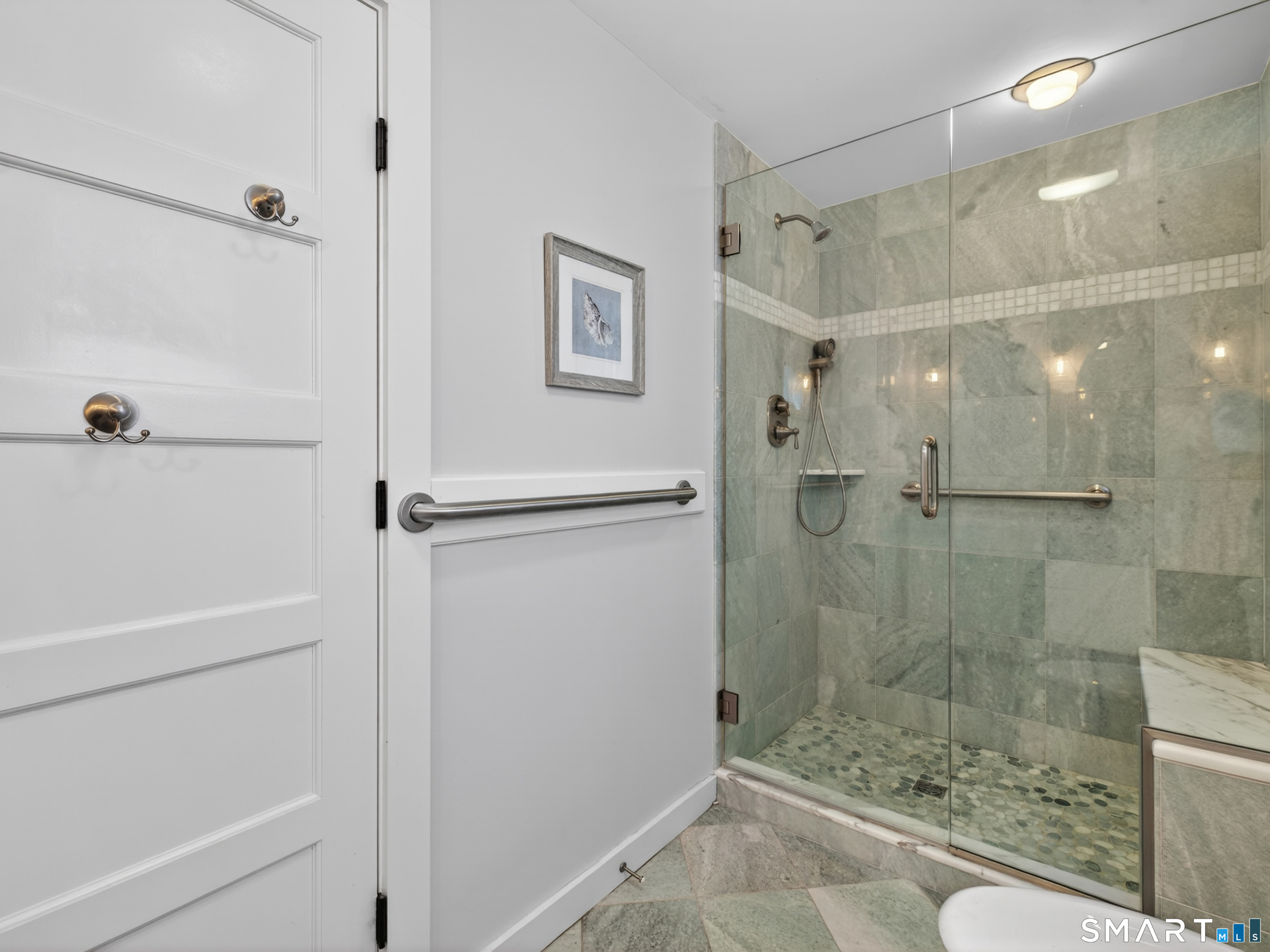 68 Groveway