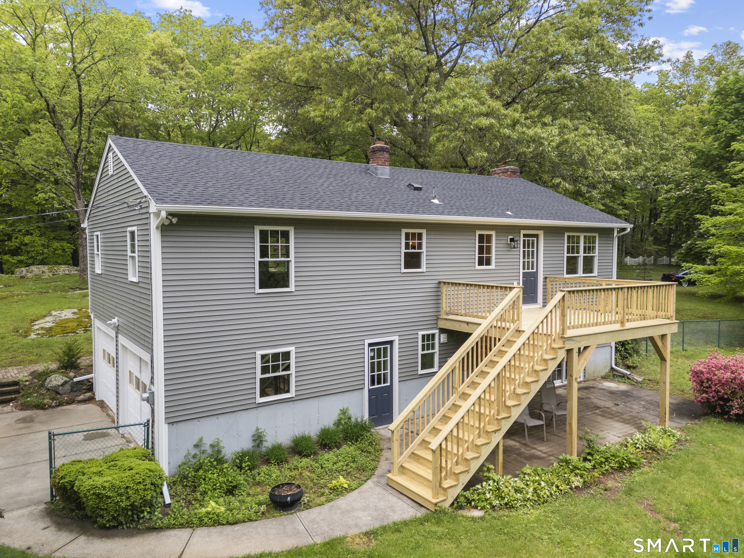 831 Nut Plains Road
