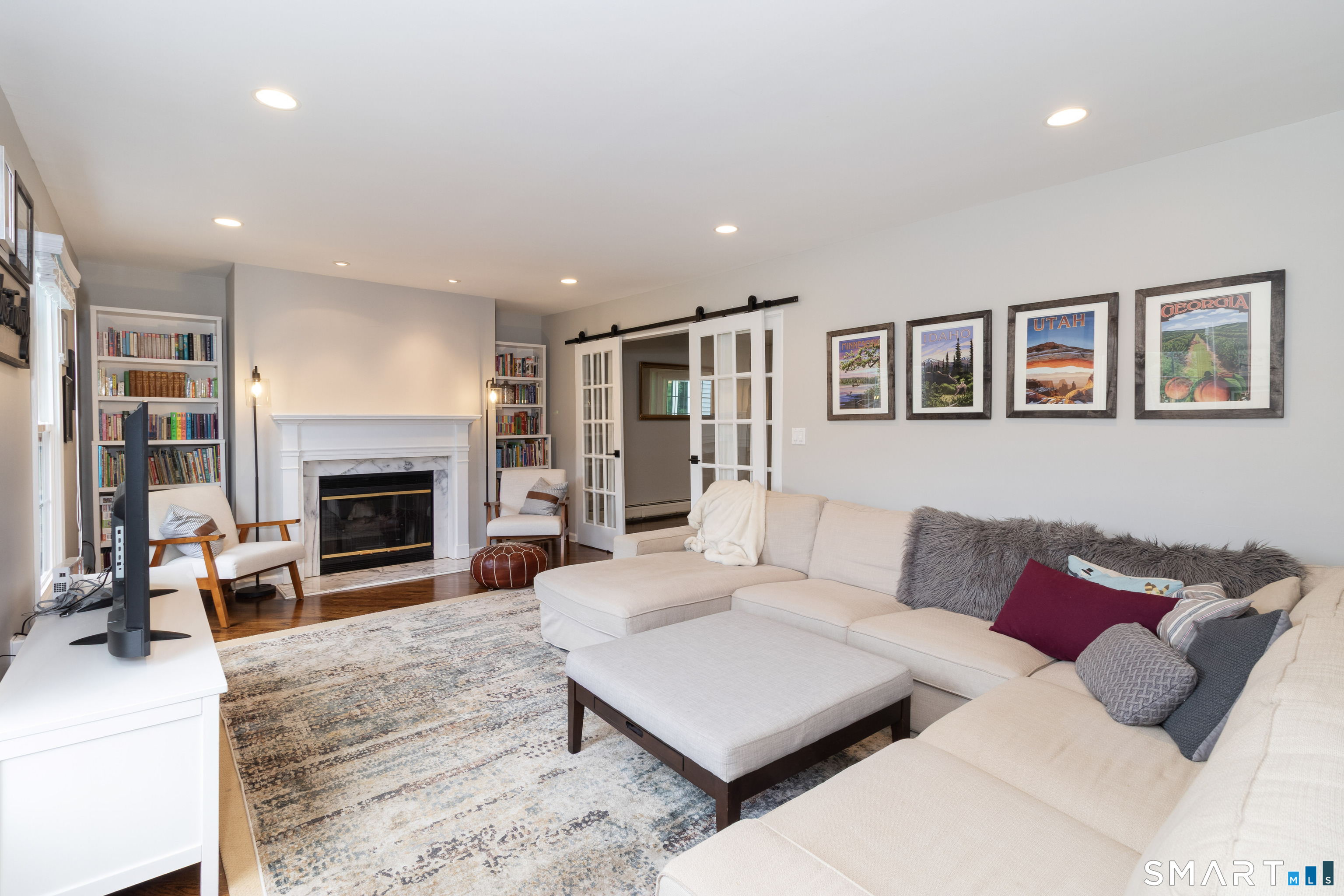 216 Bluff View Drive