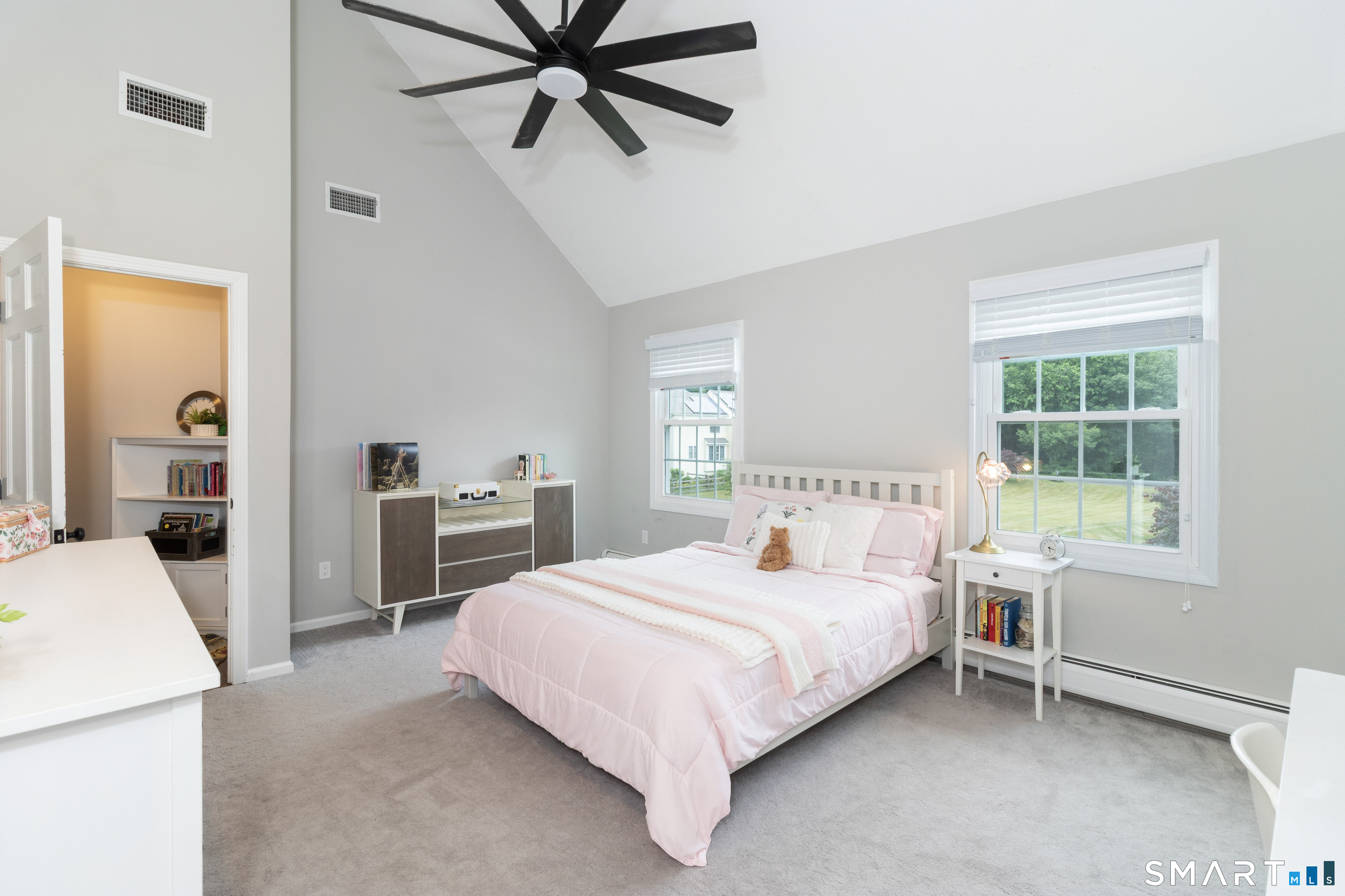 216 Bluff View Drive