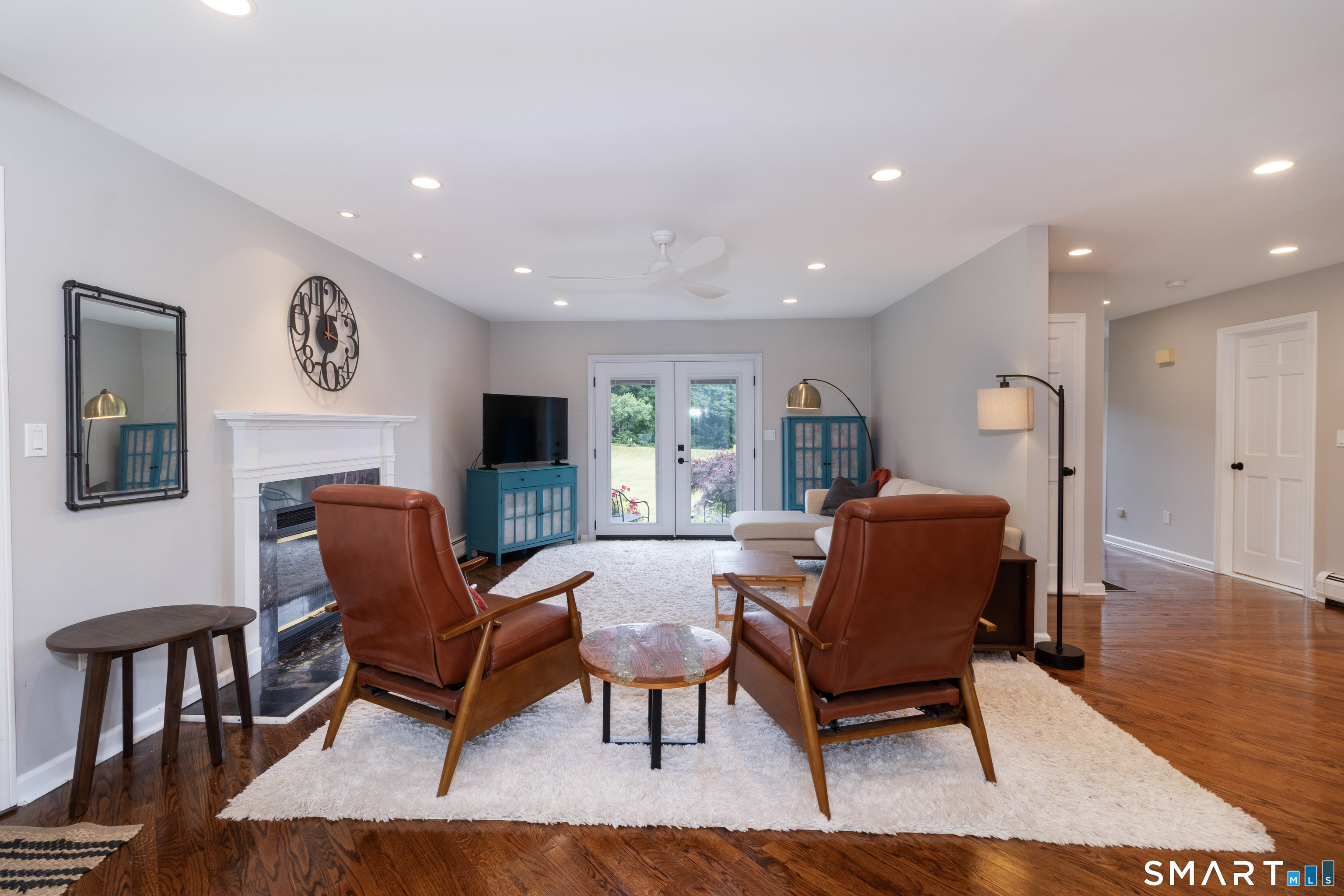 216 Bluff View Drive