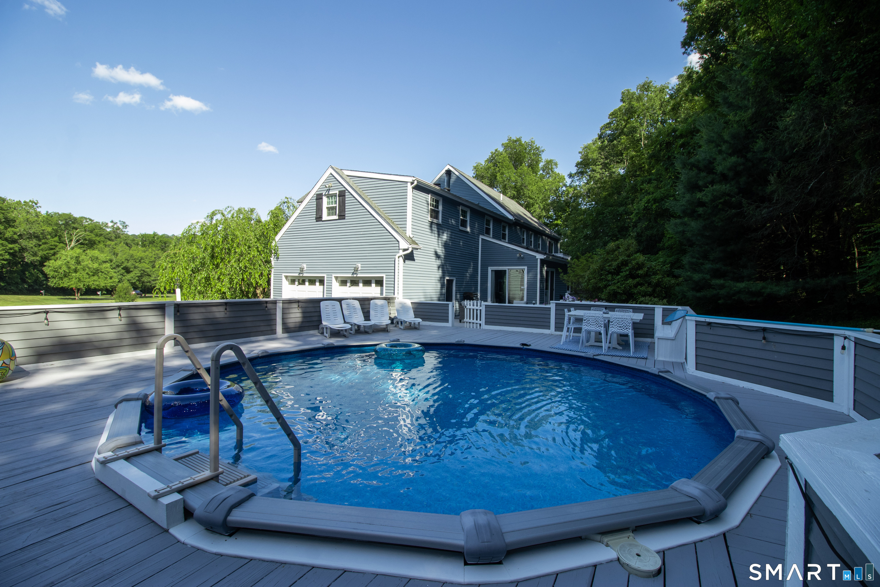 216 Bluff View Drive