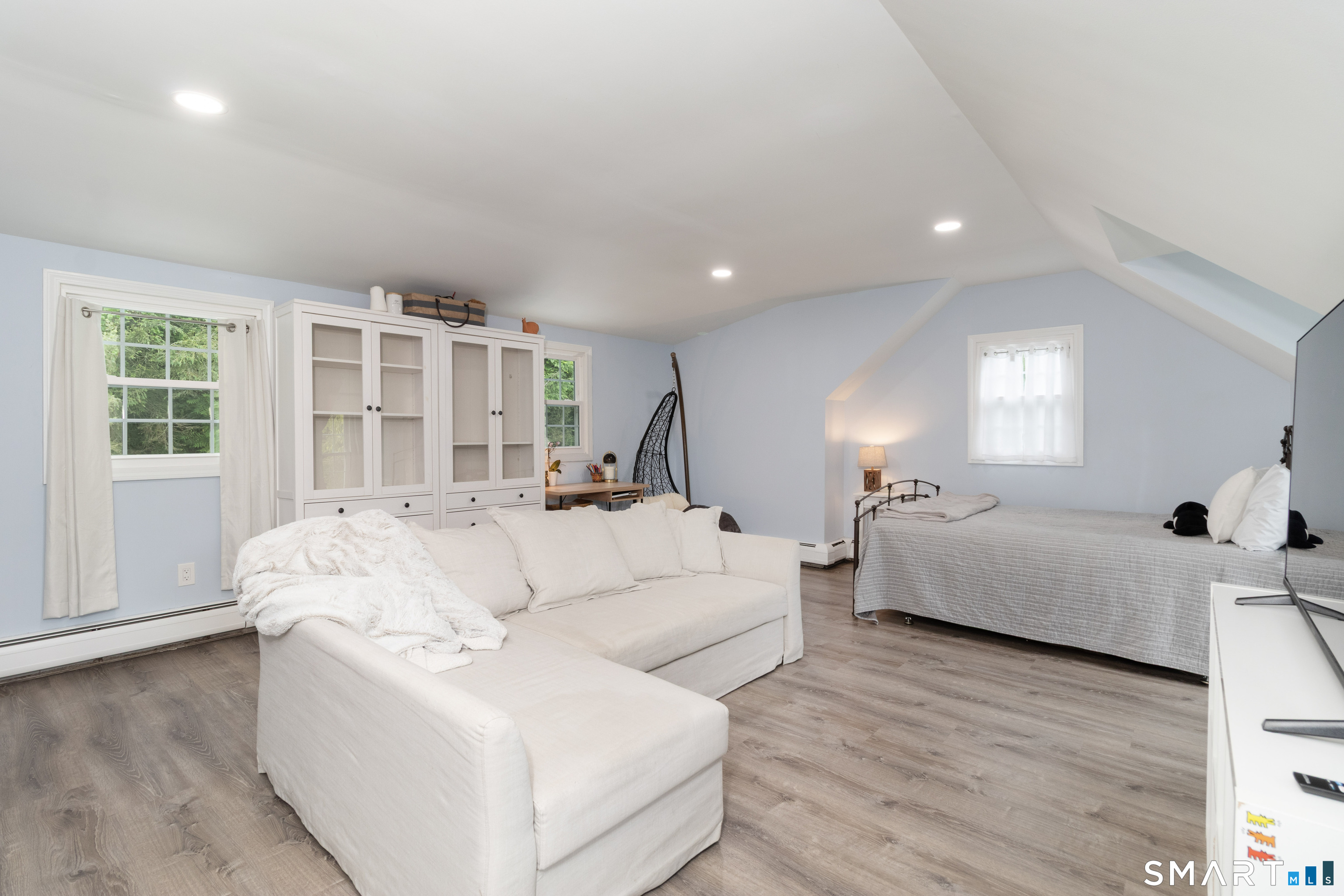 216 Bluff View Drive