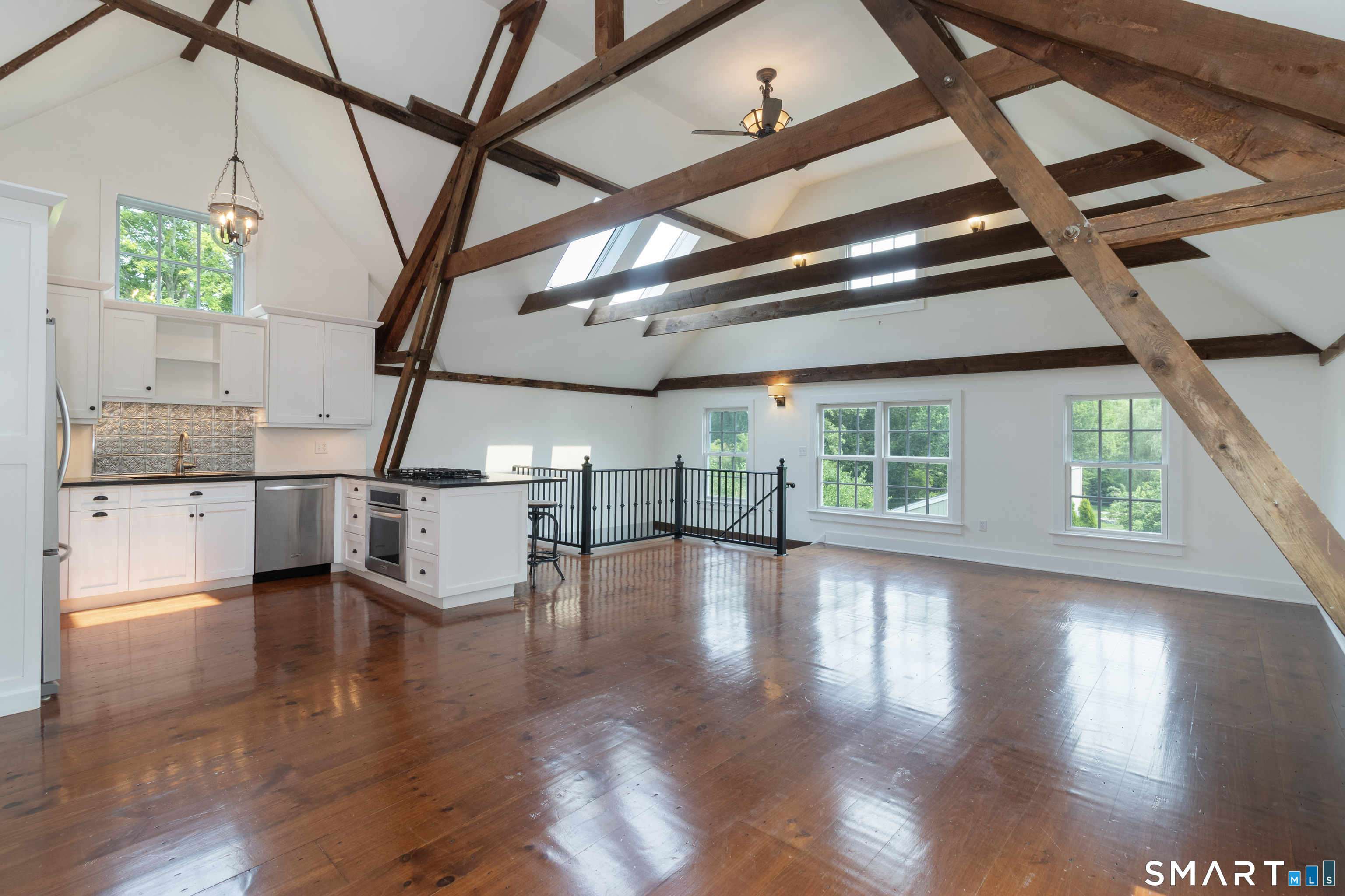 200 Whitfield Street Unit: Carriage House (rear)