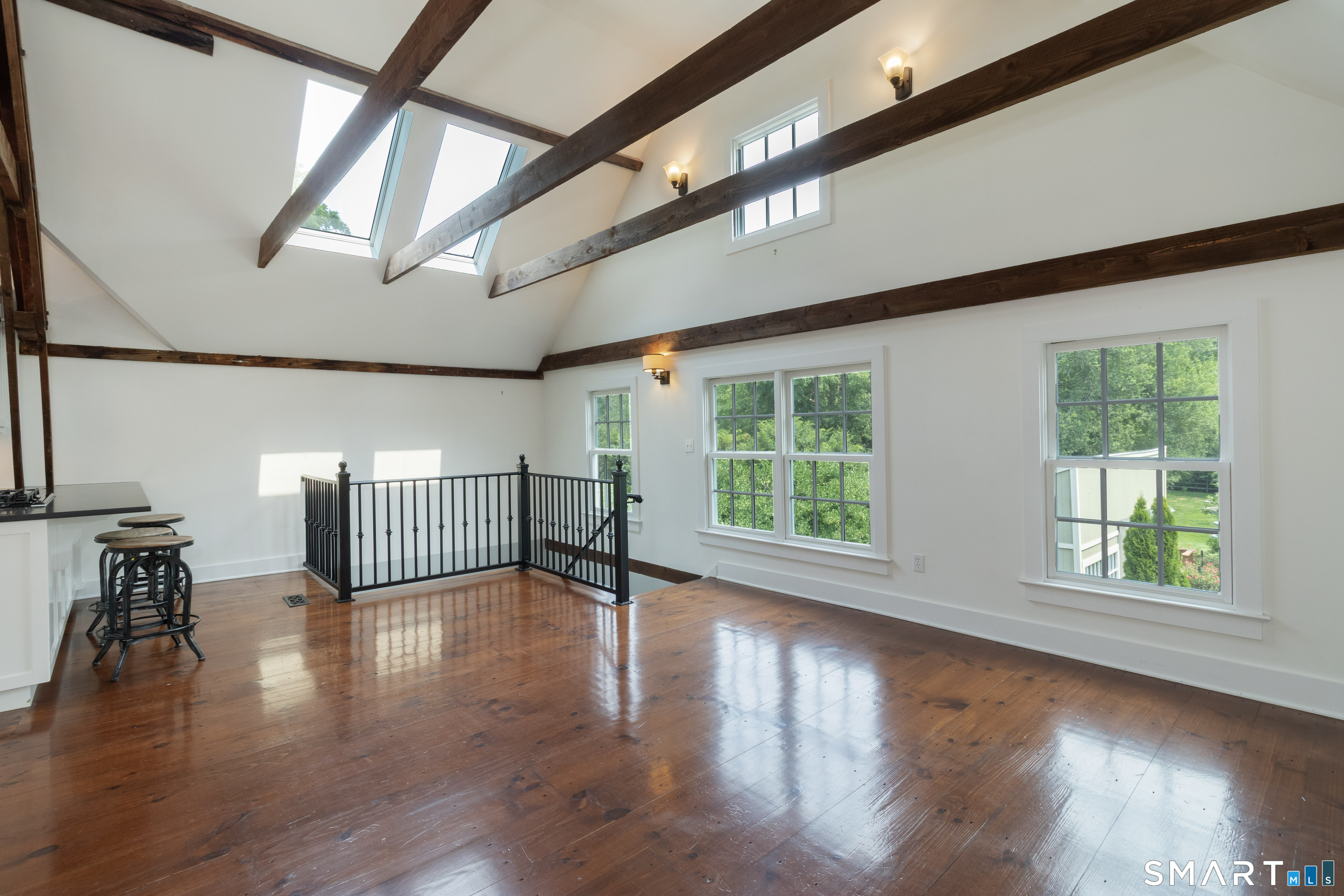 200 Whitfield Street Unit: Carriage House (rear)