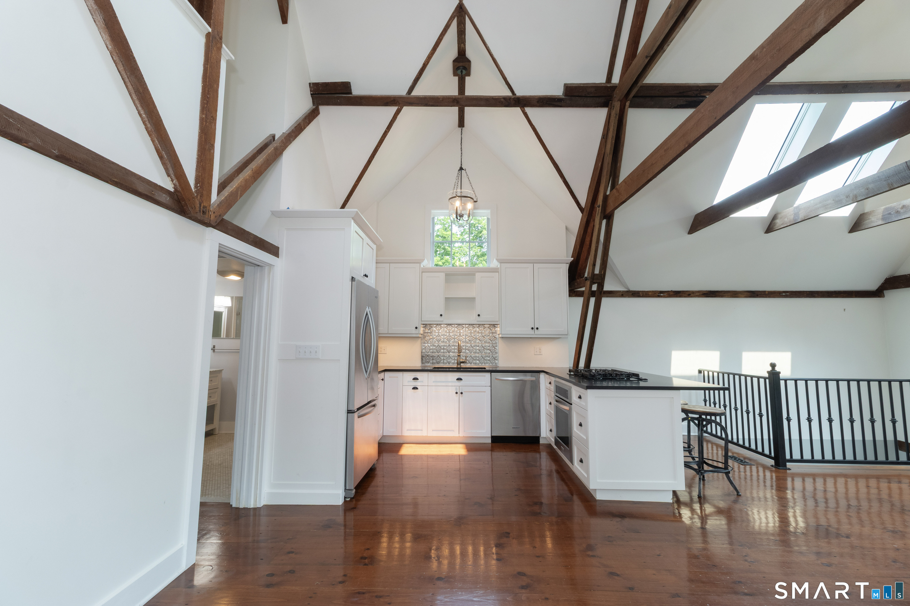 200 Whitfield Street Unit: Carriage House (rear)