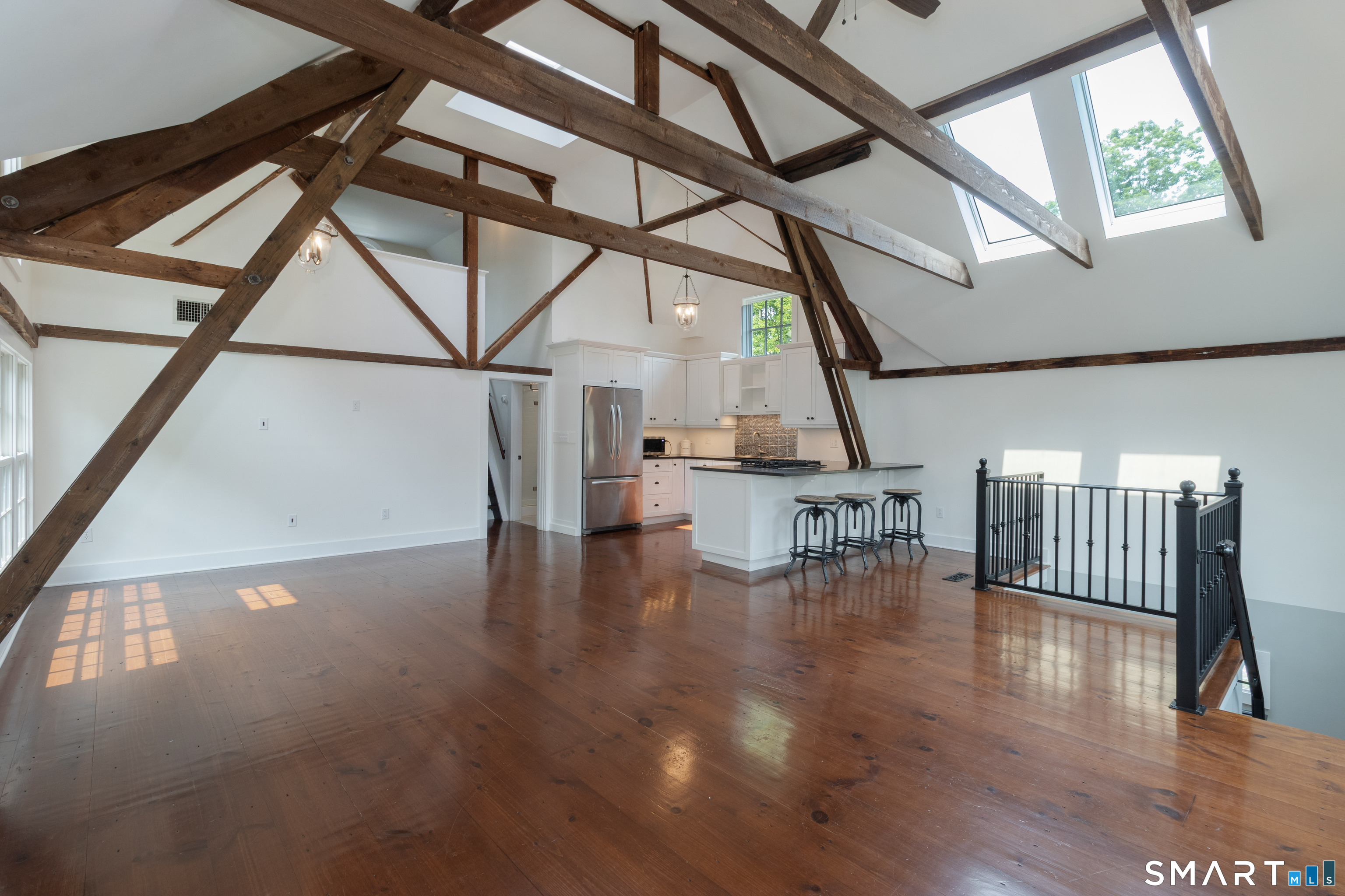 200 Whitfield Street Unit: Carriage House (rear)