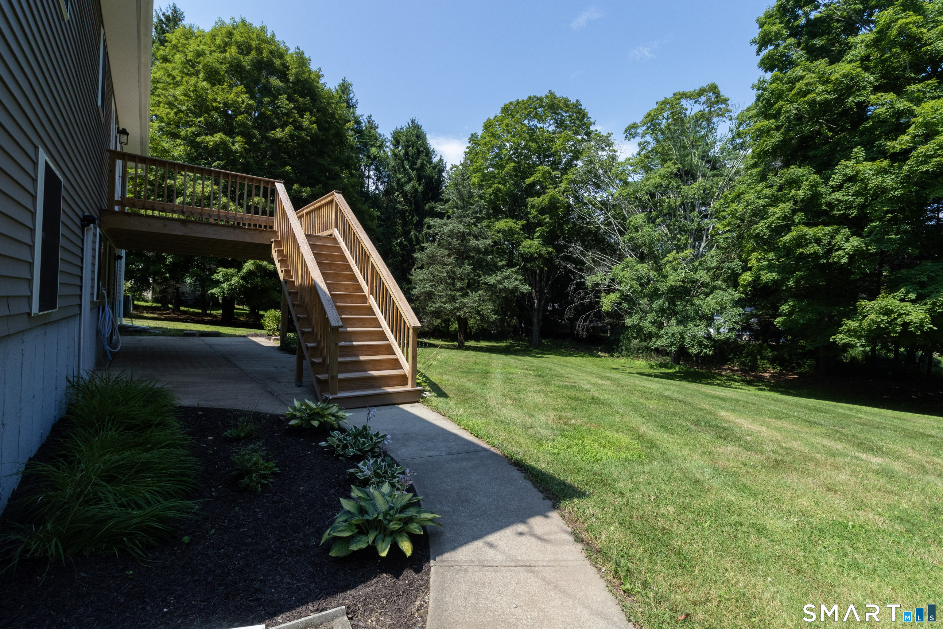 831 Nut Plains Road