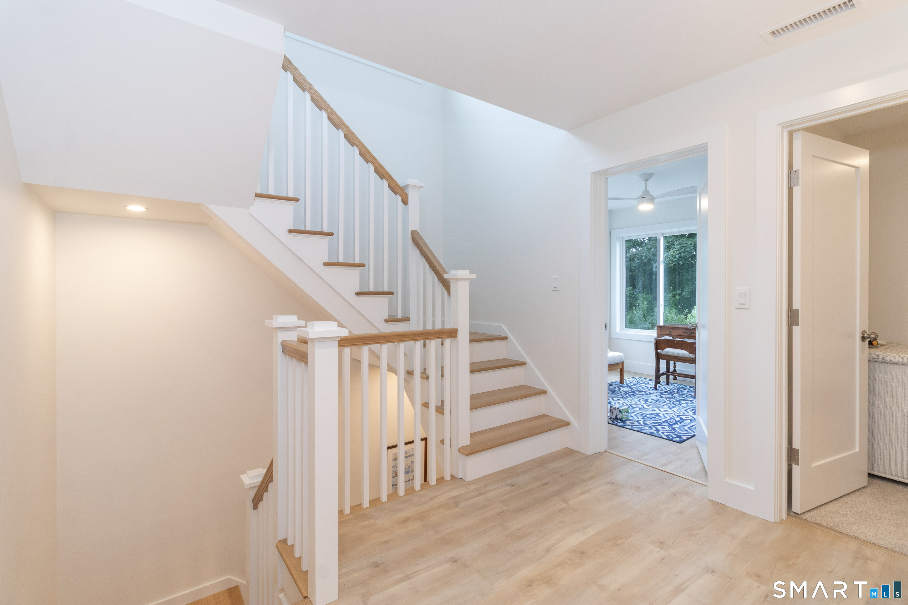 77 Reeves Avenue