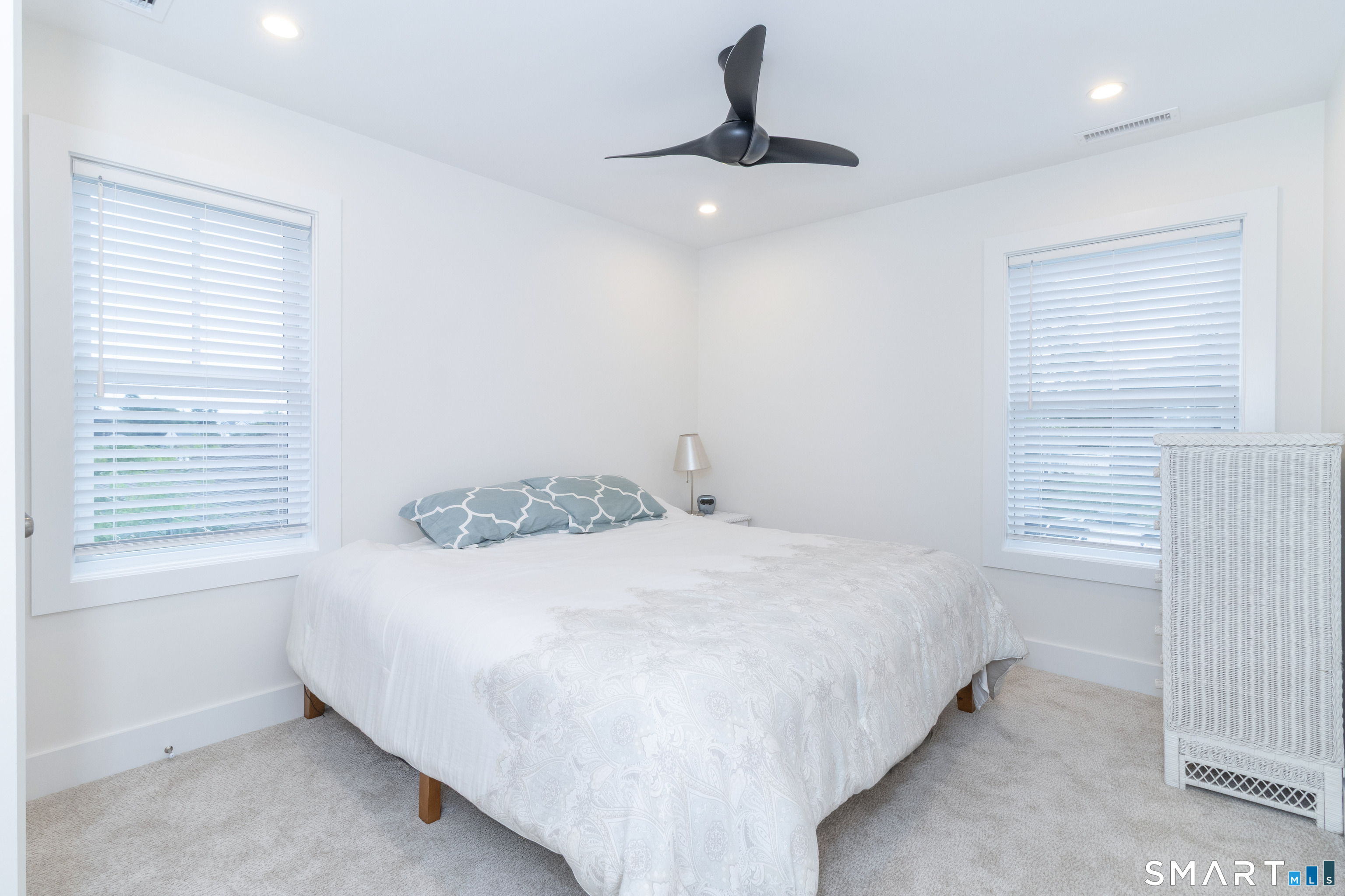 77 Reeves Avenue