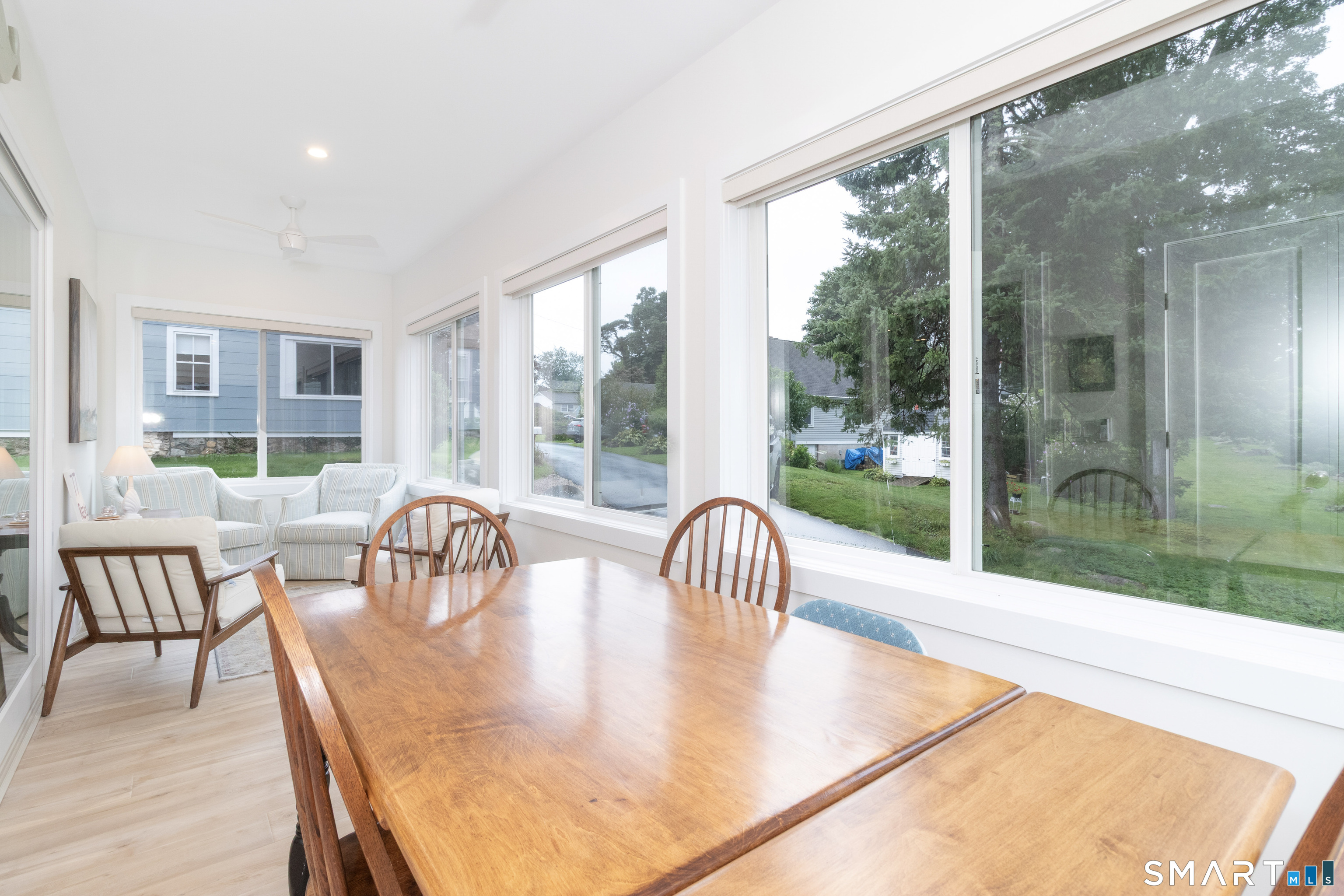 77 Reeves Avenue