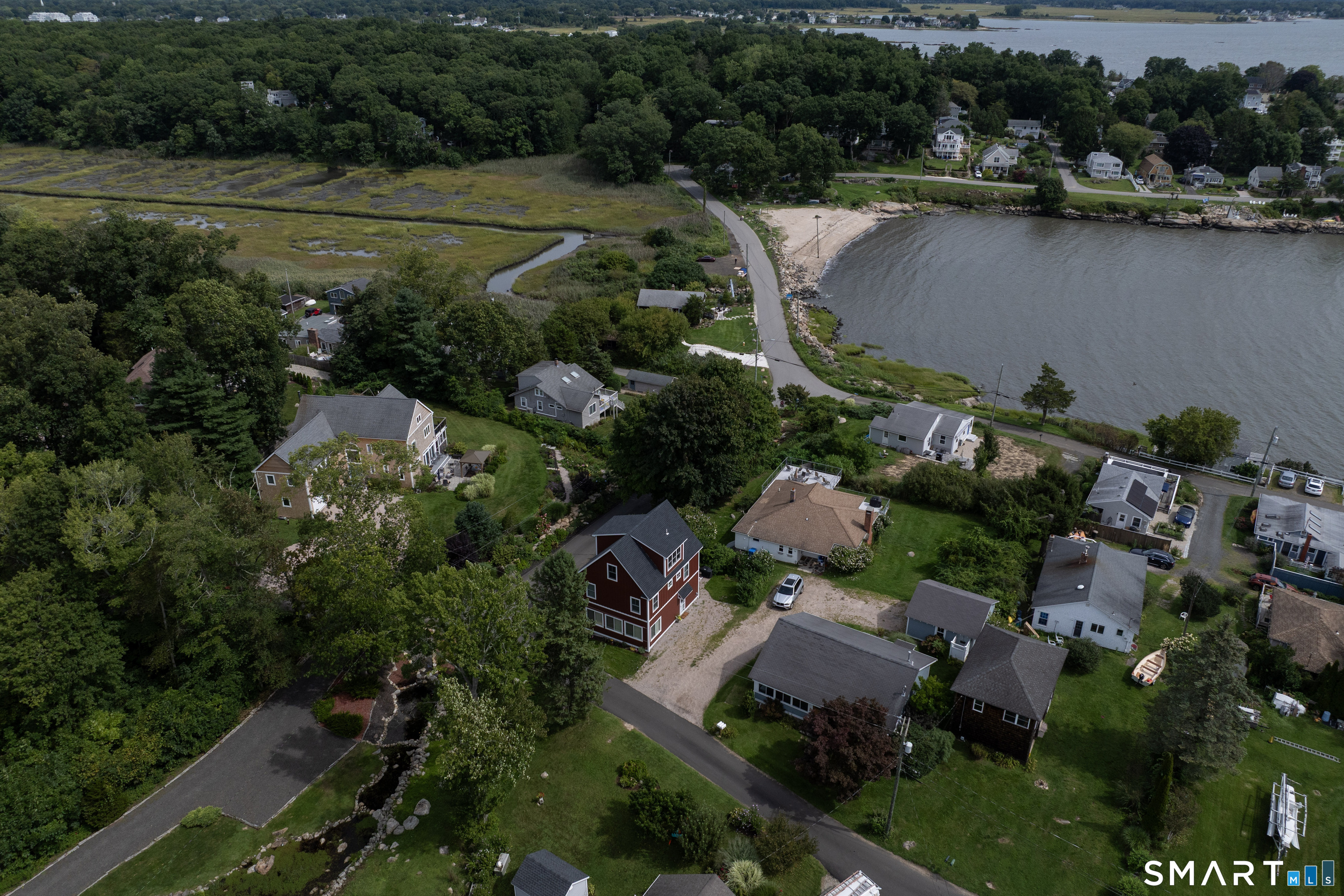 77 Reeves Avenue