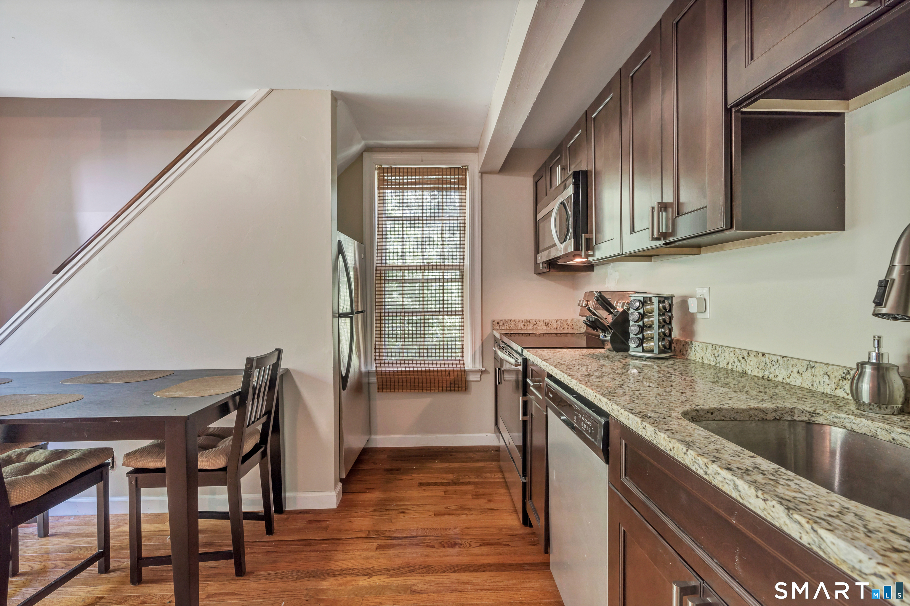 6 River Colony Unit: 6