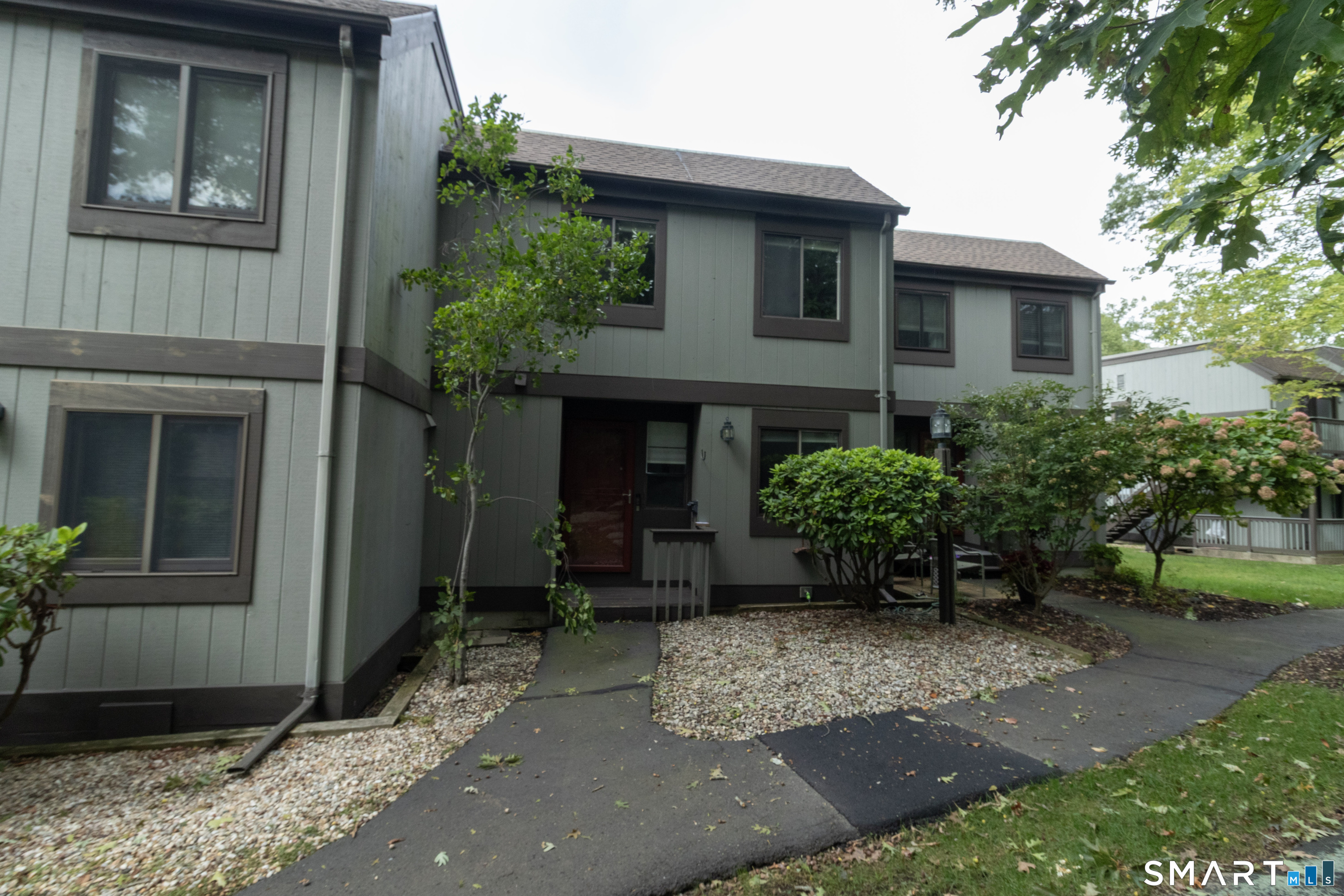34 Harbour Village