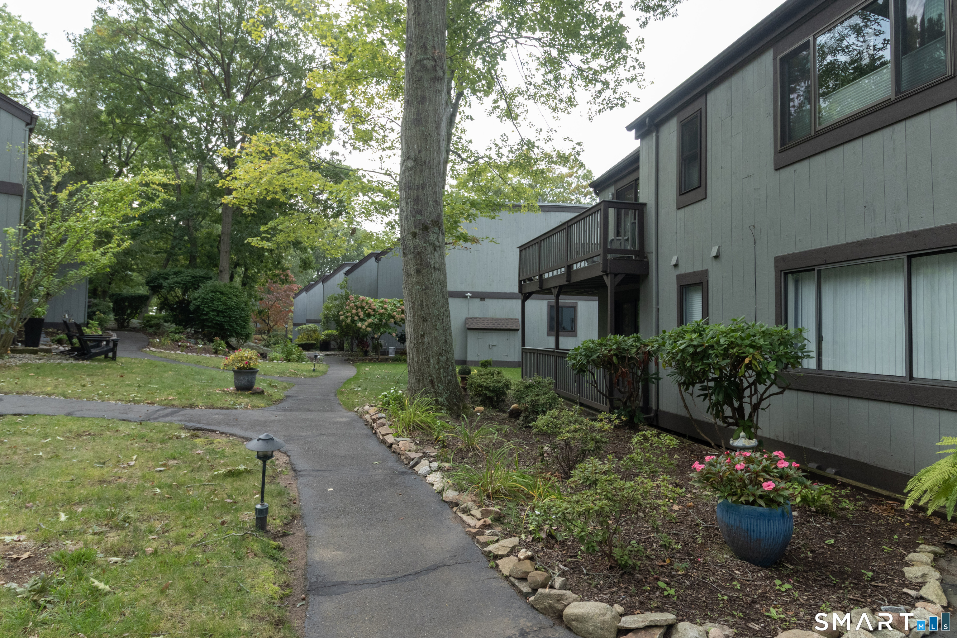 34 Harbour Village