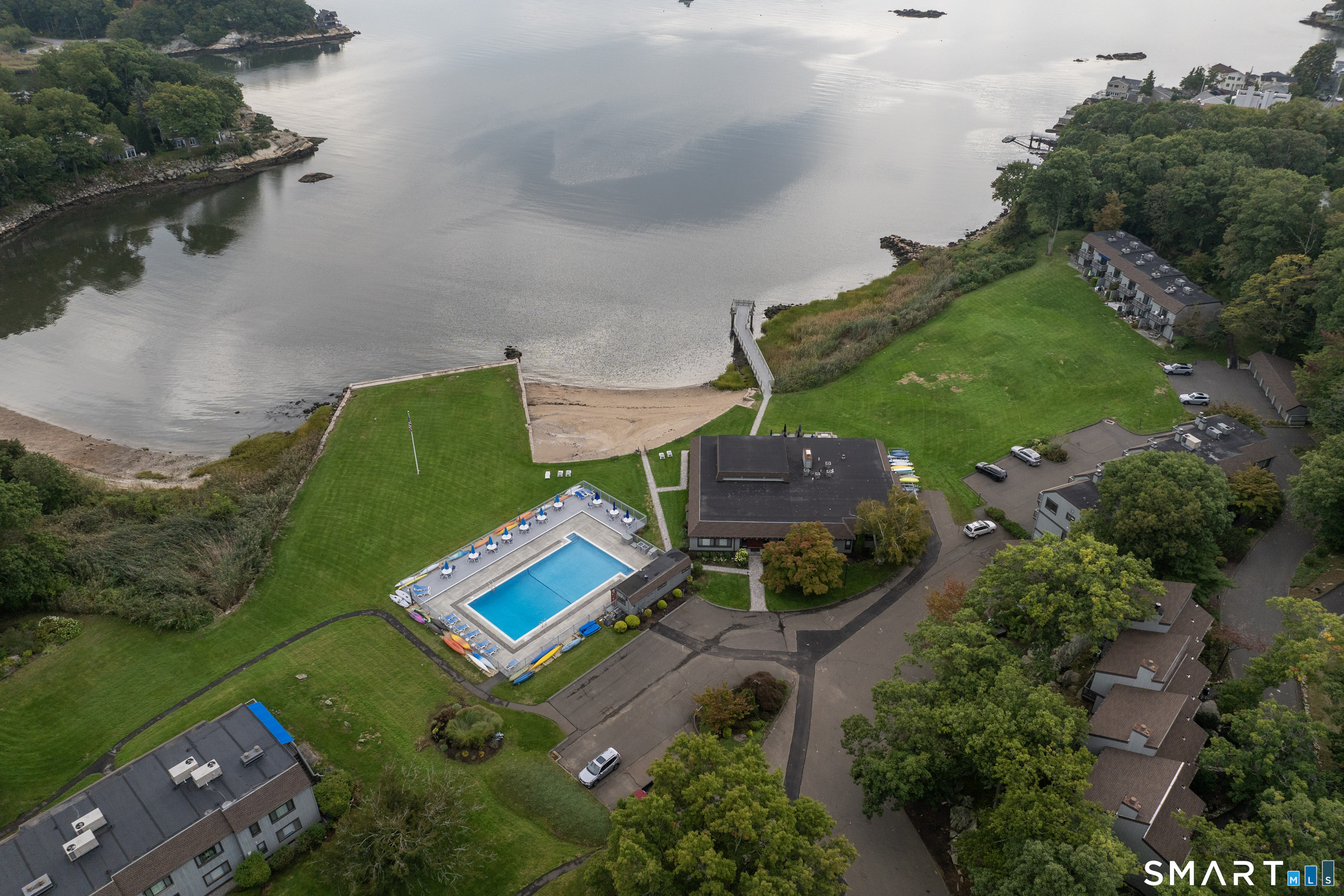 34 Harbour Village