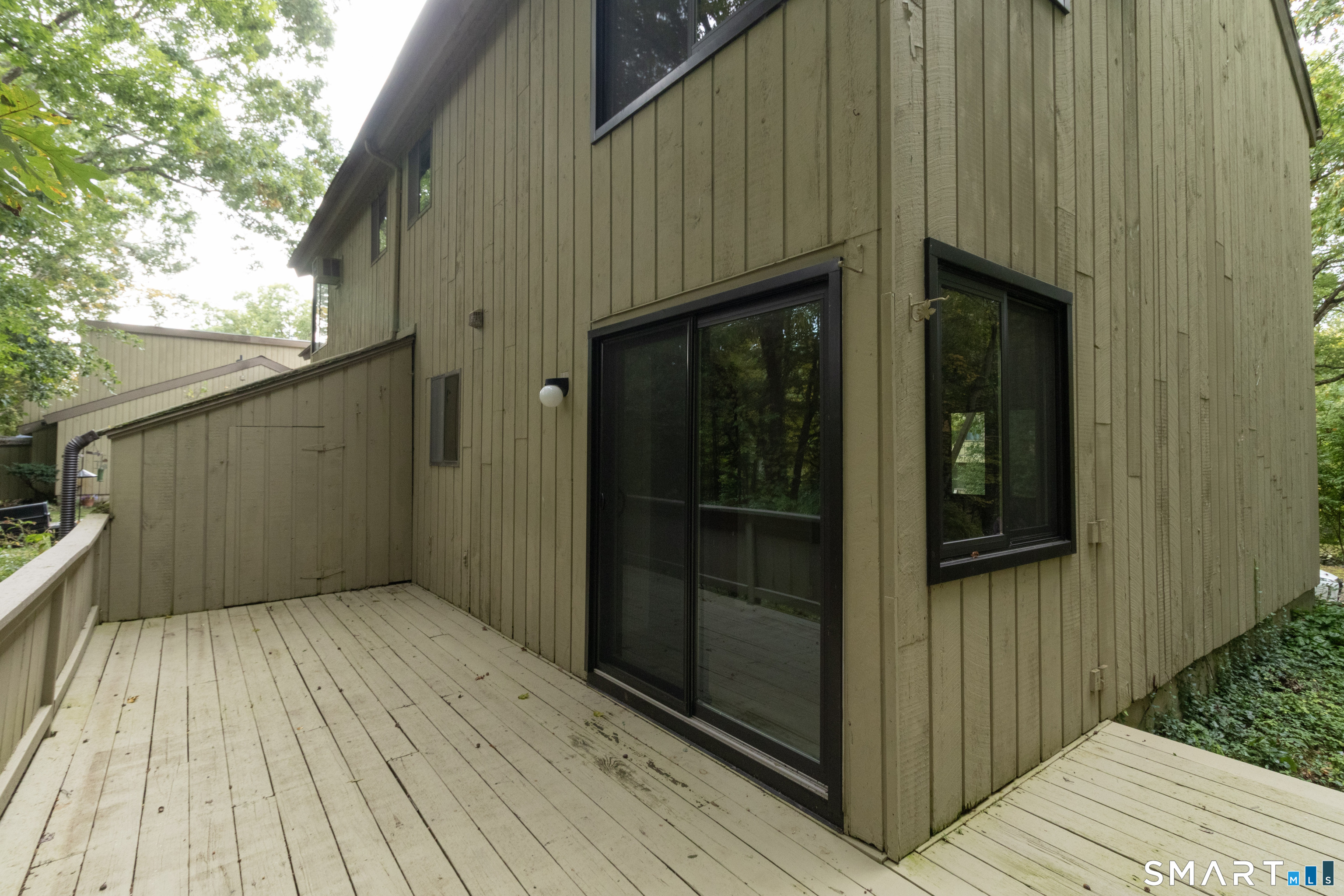 50 Quidnet Court Unit: 50