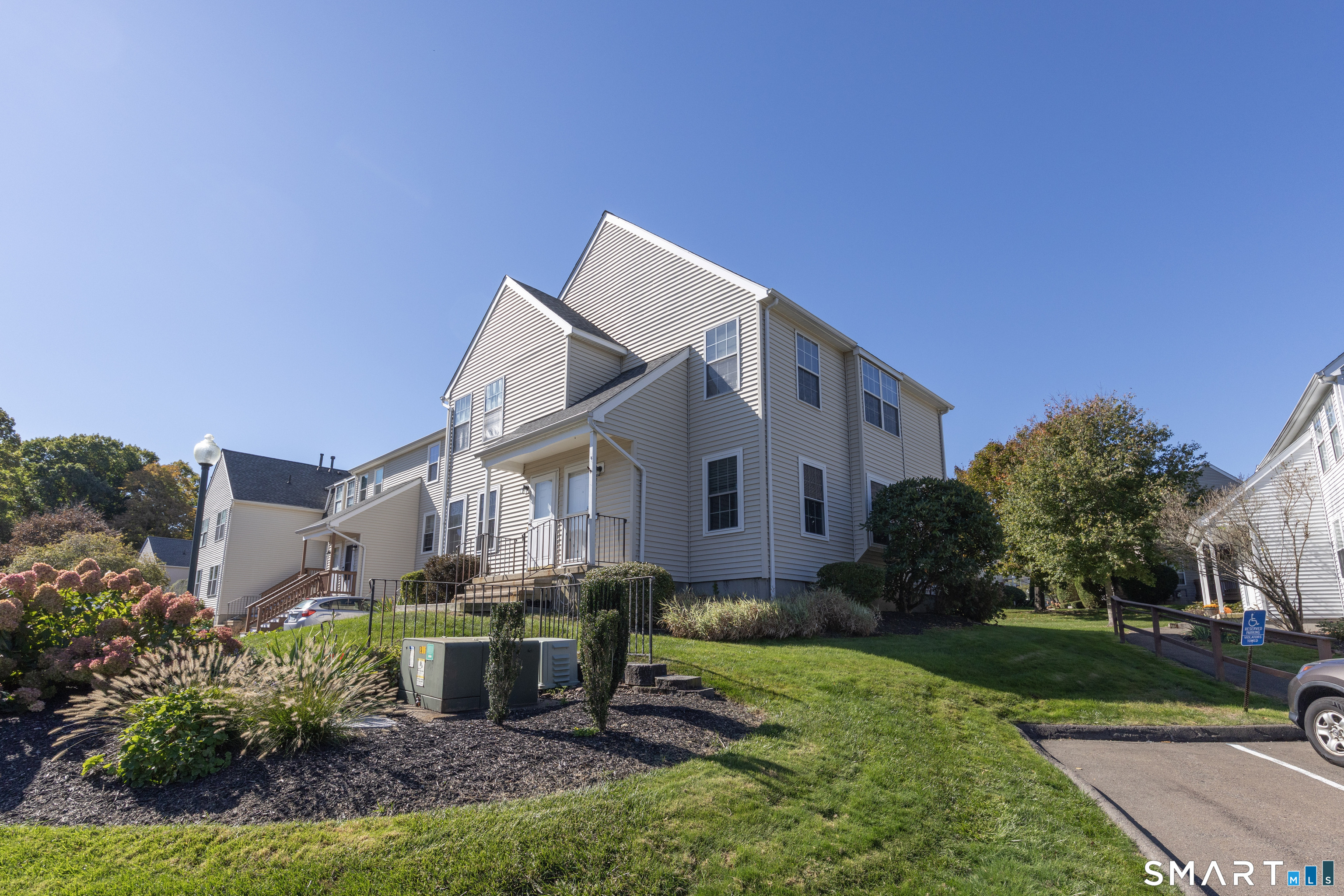 229 Branford Road Unit: 310