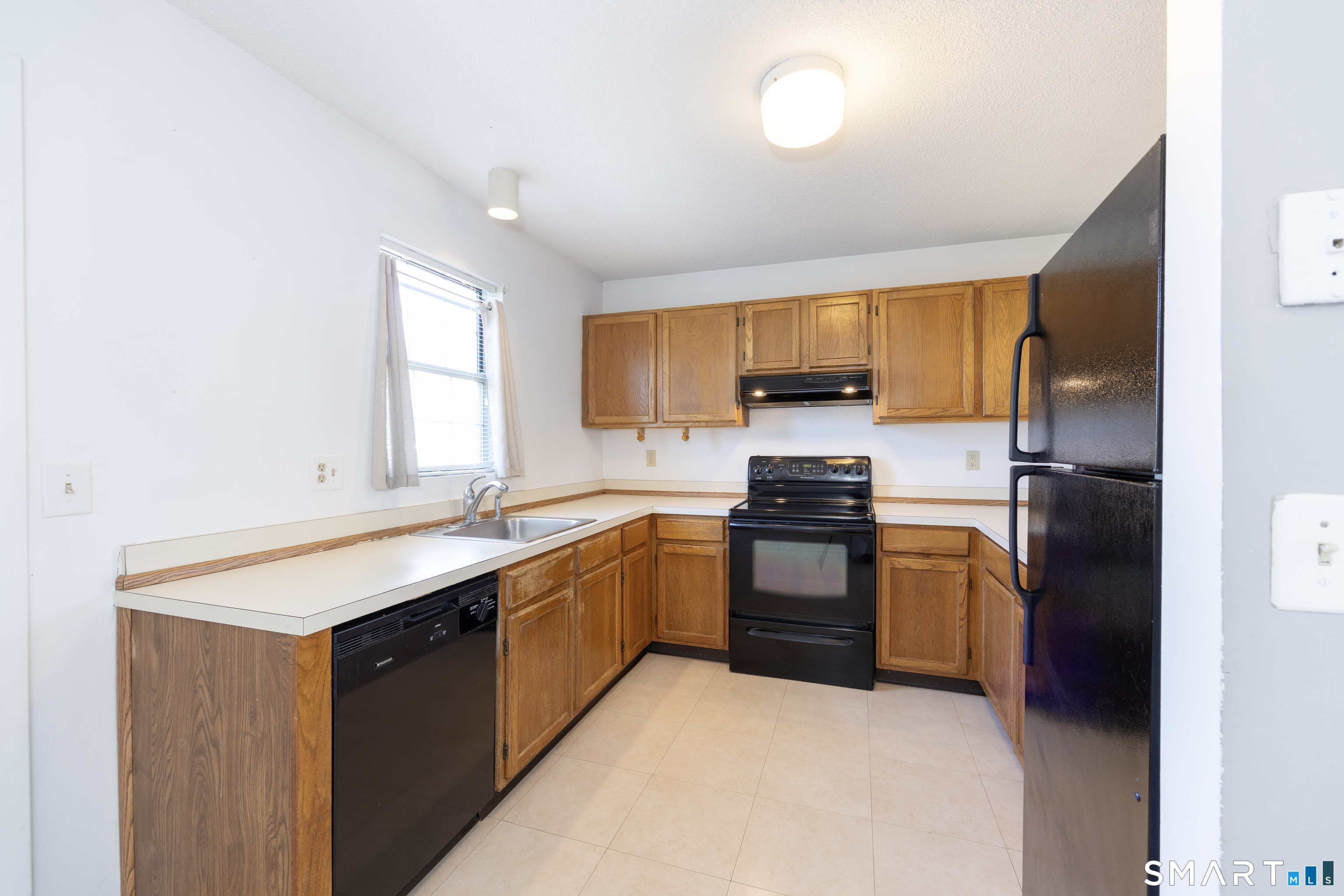 229 Branford Road Unit: 310