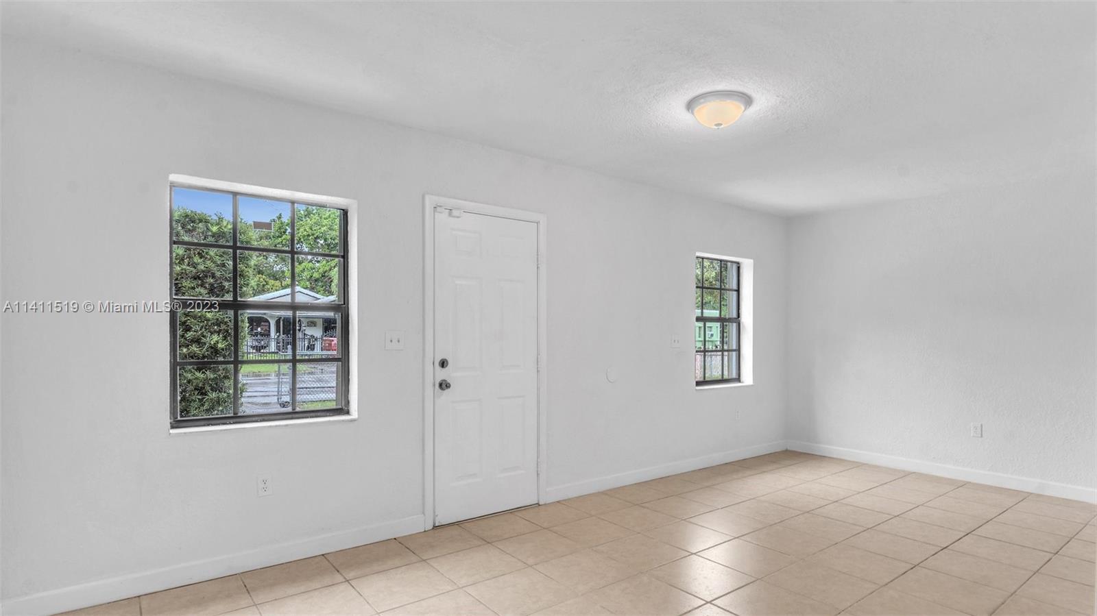 1865 NW 50th St