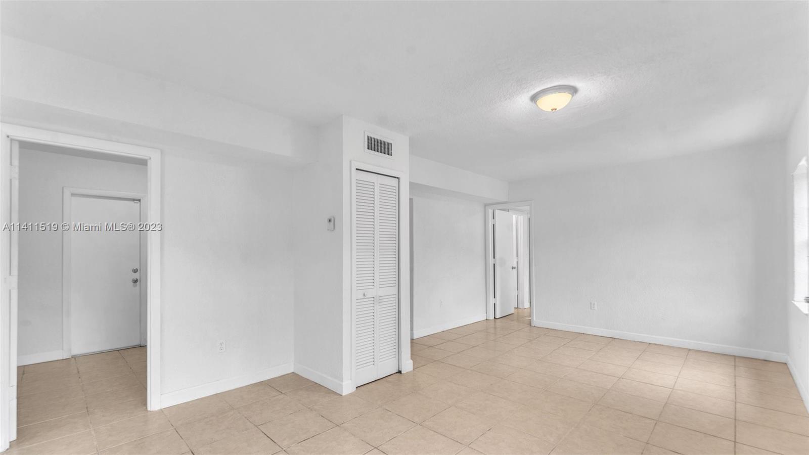 1865 NW 50th St