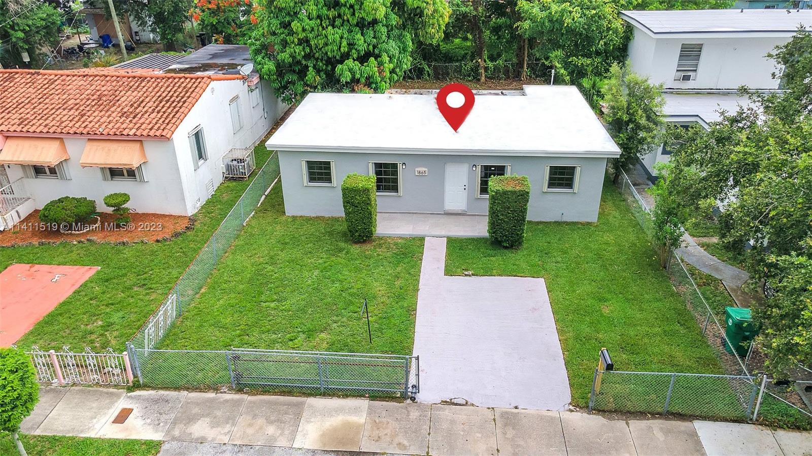 1865 NW 50th St