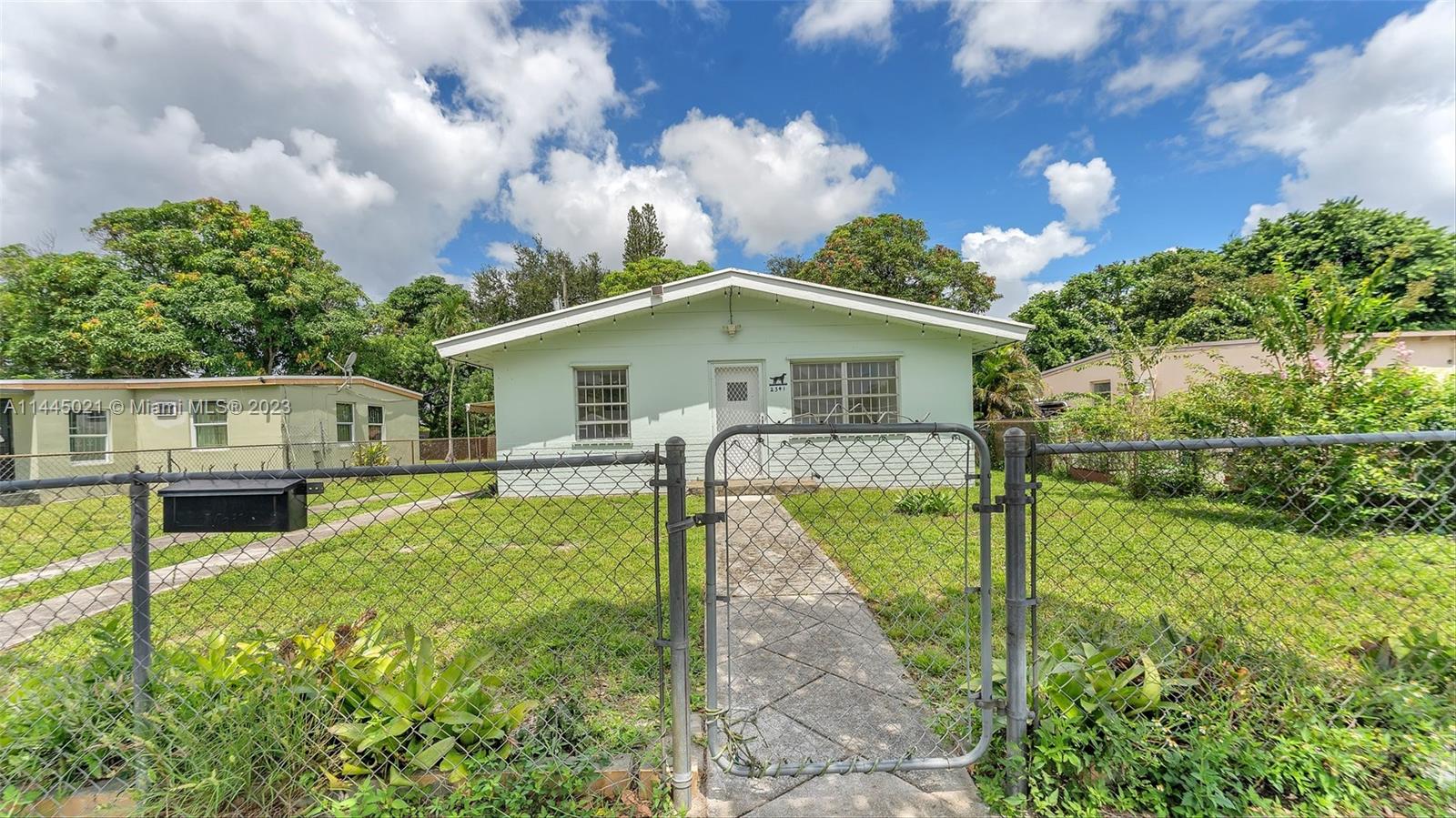 2341 Rutland St, Opa-Locka