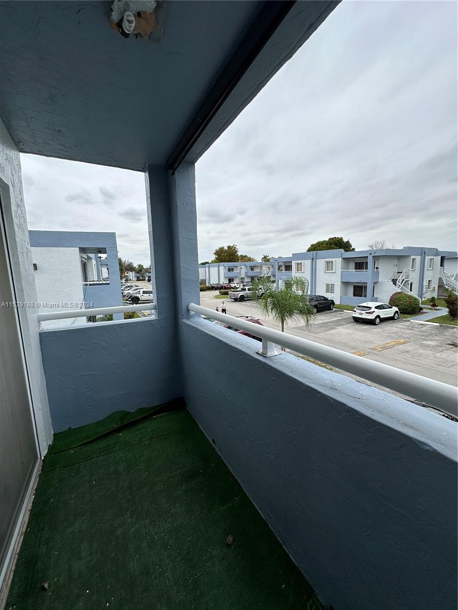 6211 SW 131st Ct # 202