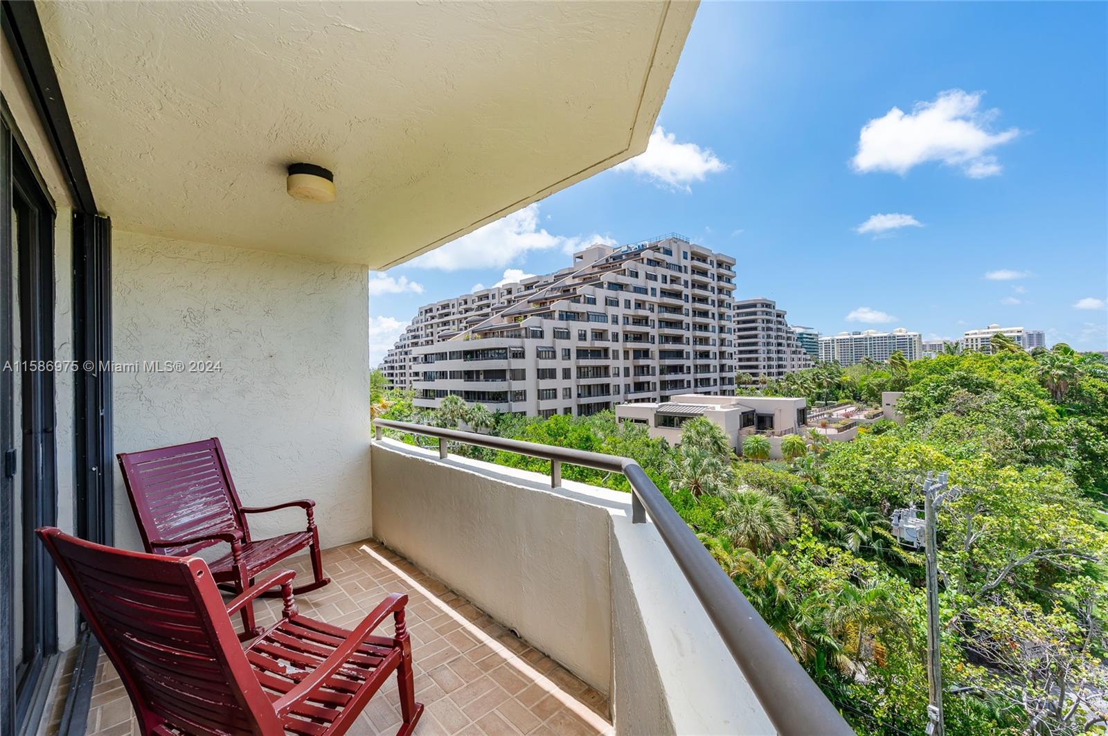 170 Ocean Lane Dr # 601